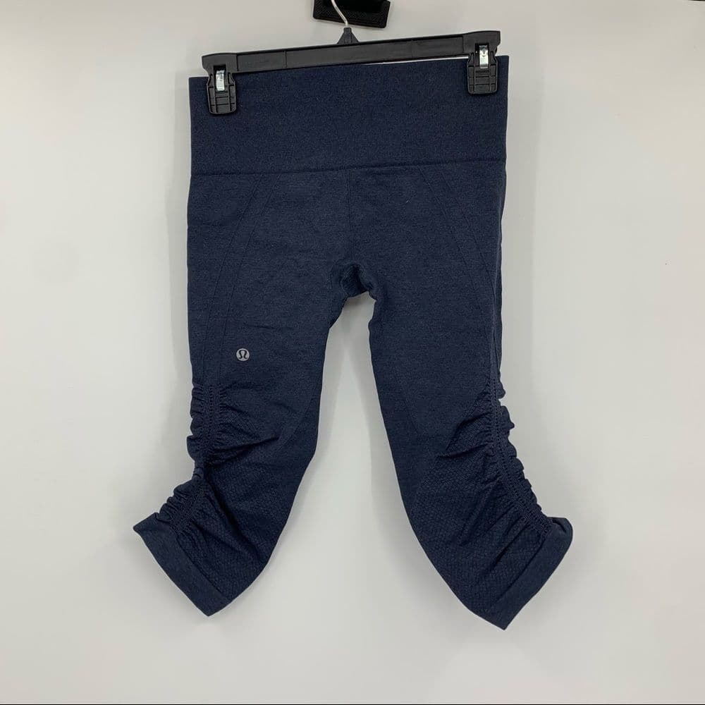 Lululemon Cropped leggings‎ Sz 4 - Thumbnail 3