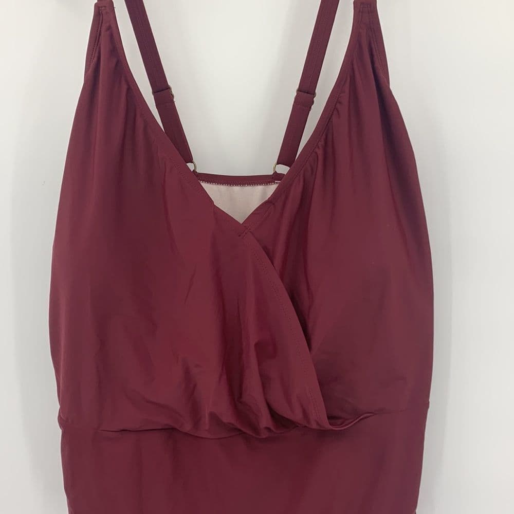 Aqua Couture Curvy 3x One‎ Piece Faux Wrap Swim NWT - Thumbnail 2