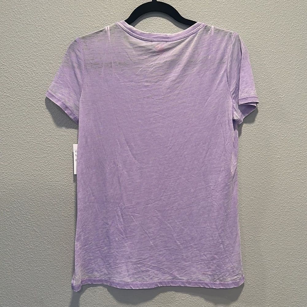 Vince Camuto Purple Butnout‎ Tee NWT Sz XS - Thumbnail 4
