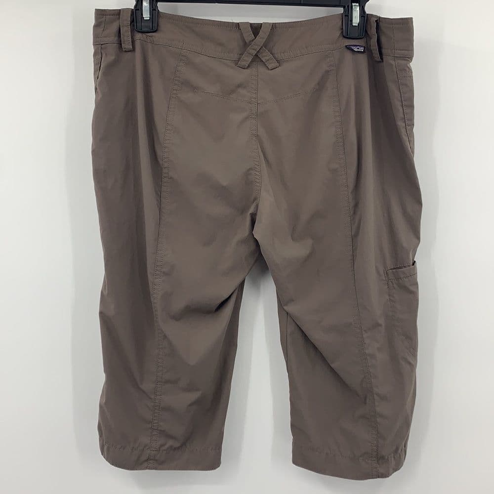 Patagonia Women’s Sz 8 Crops‎ - Thumbnail 2