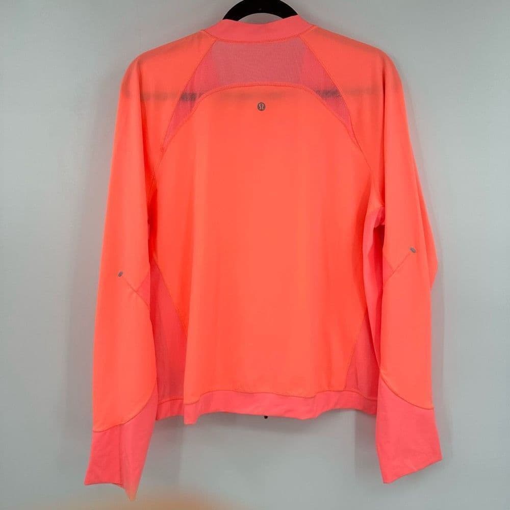 Lululemon Lightweight Run Jacket in‎ Sunset NWT Sz 14 - Thumbnail 3
