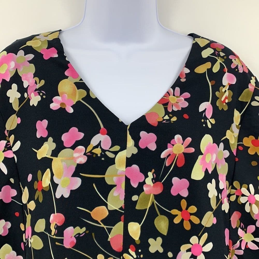 Cabi Limited Edition Charm Blouse‎ #3695 Sz S - Thumbnail 3