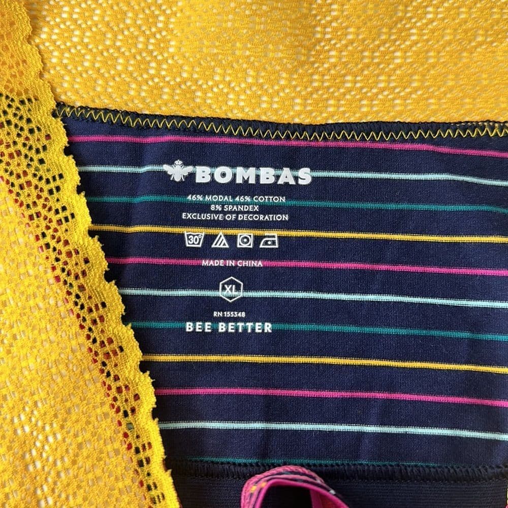 Bombas Lace Trimmed‎ Striped Thong Sz XL NWOT - Thumbnail 3