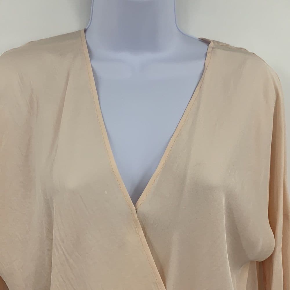 Vince‎ Blouse NWT Sz S - Thumbnail 2