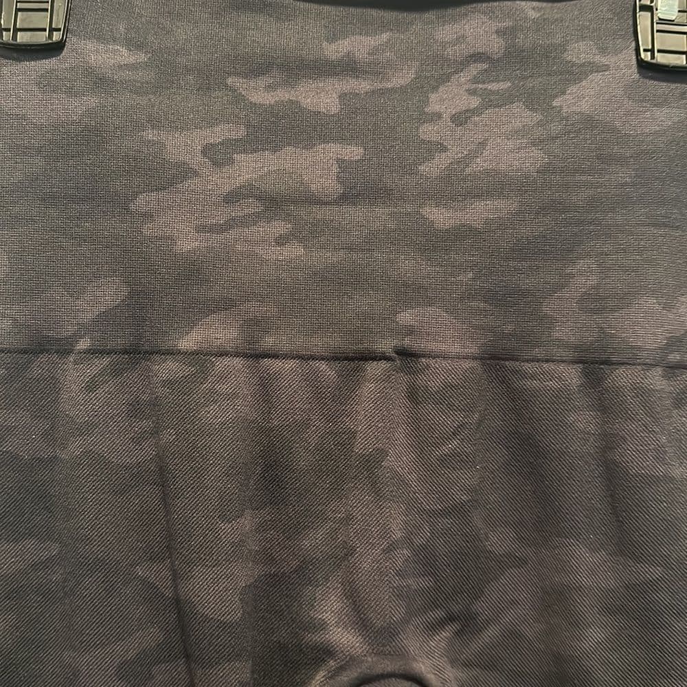 Spanx Black Camo 2X Leggings‎ - Thumbnail 3