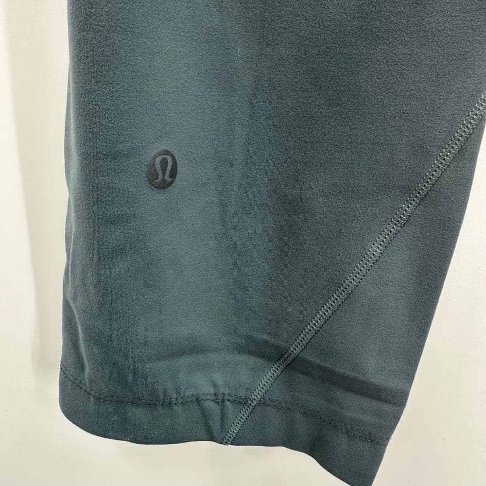 Lululemon Lab Nulu‎ Yoga Tight 25" in Sea Steel Size 10 - Thumbnail 4