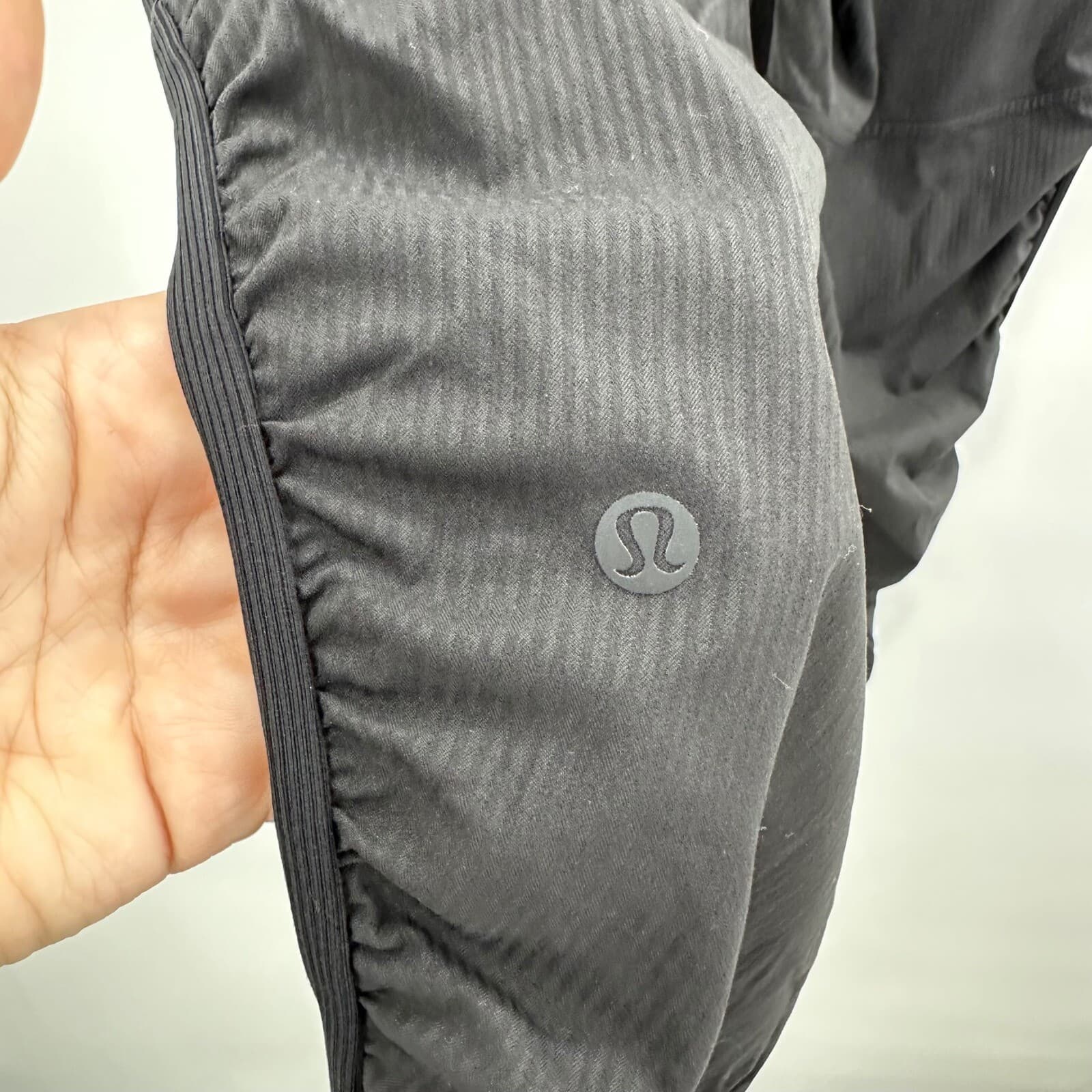 Lululemon Beyond the Studio Joggers in Black Size 10 - Thumbnail 5