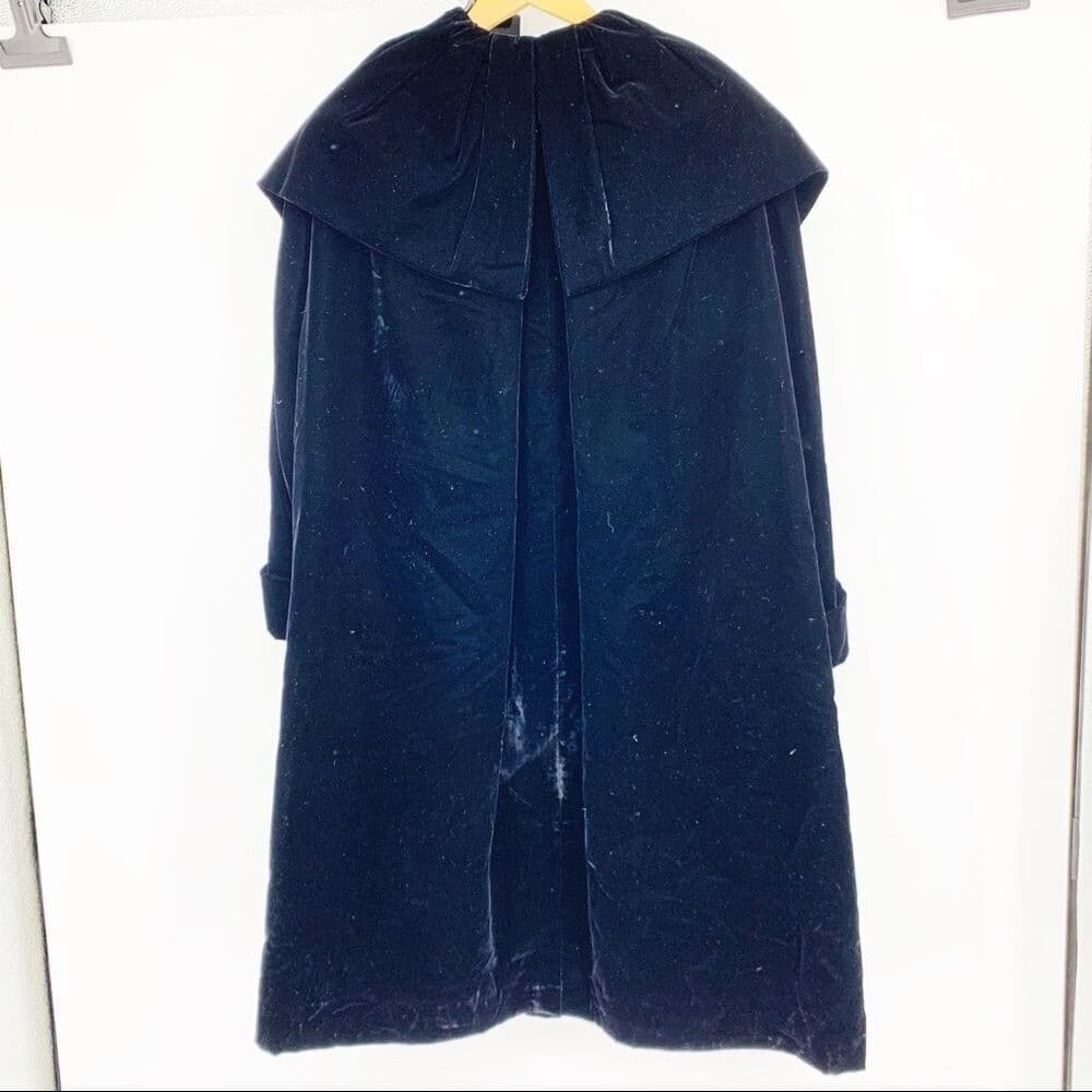 Christian Dior Vintage Velvet Opera Coat RARE!!!! - Thumbnail 5