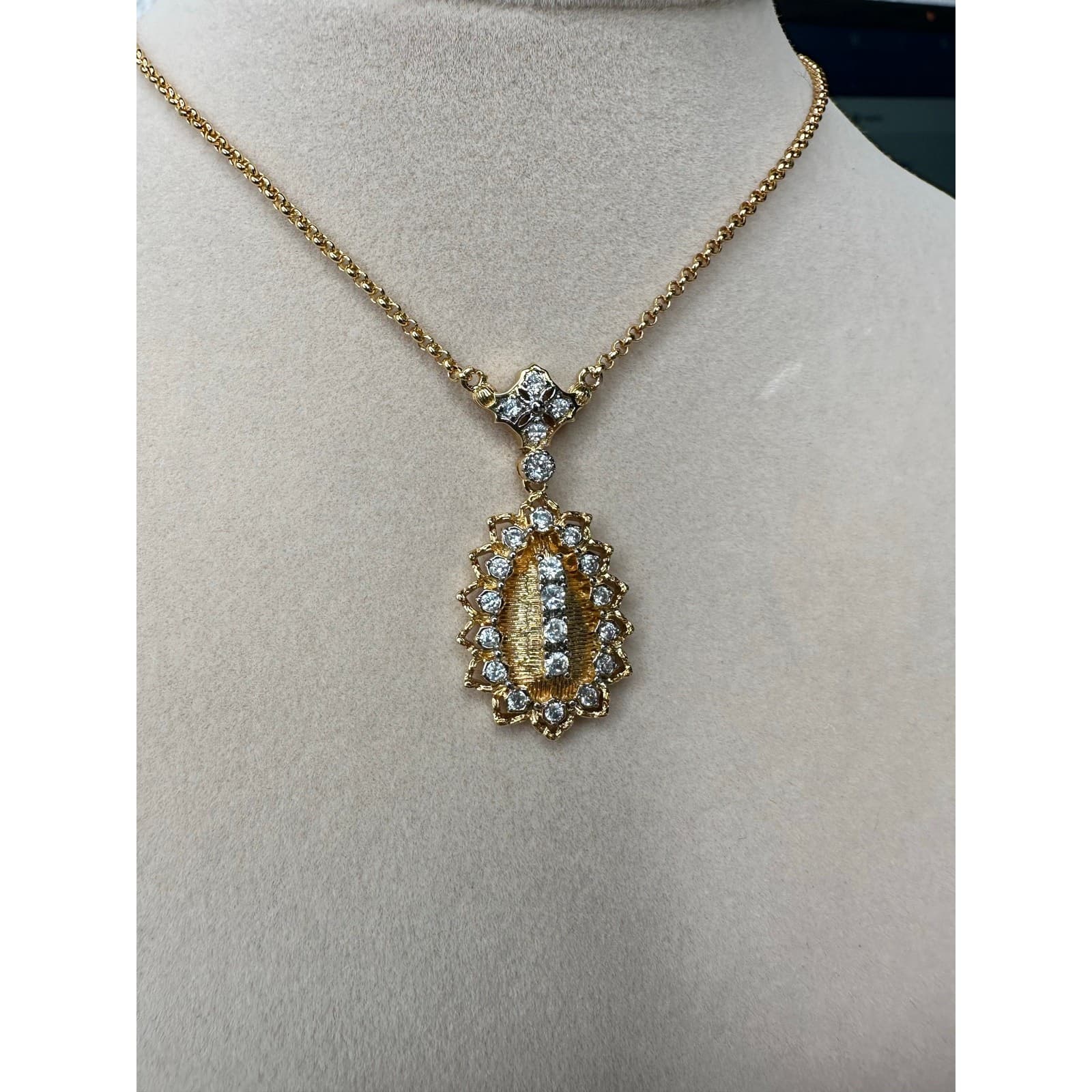 14K Gold Plated Oval Pendant Necklace Cubic Zirconia Pearl Vintage Style - Thumbnail 5