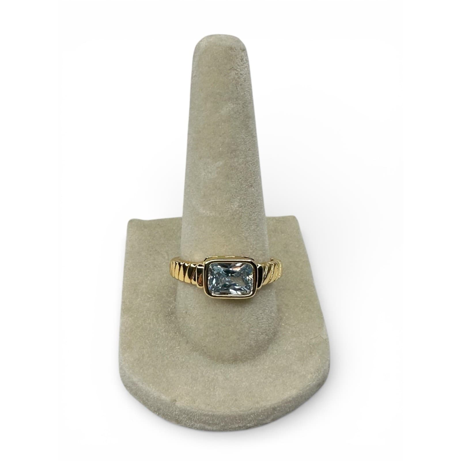 Vintage Gold Birthstone Ring March Aquamarine CZ Chunky Signet Band Size 8 - Thumbnail 5