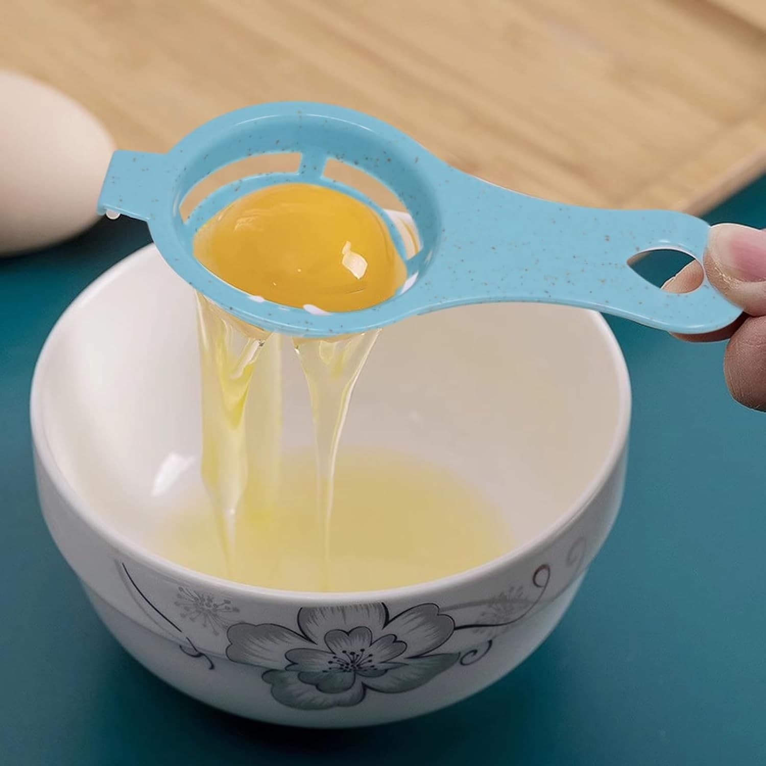 4PCS Egg Separator Set w Egg Shell Opener White Yolk Separator Kitchen Tool - Thumbnail 5