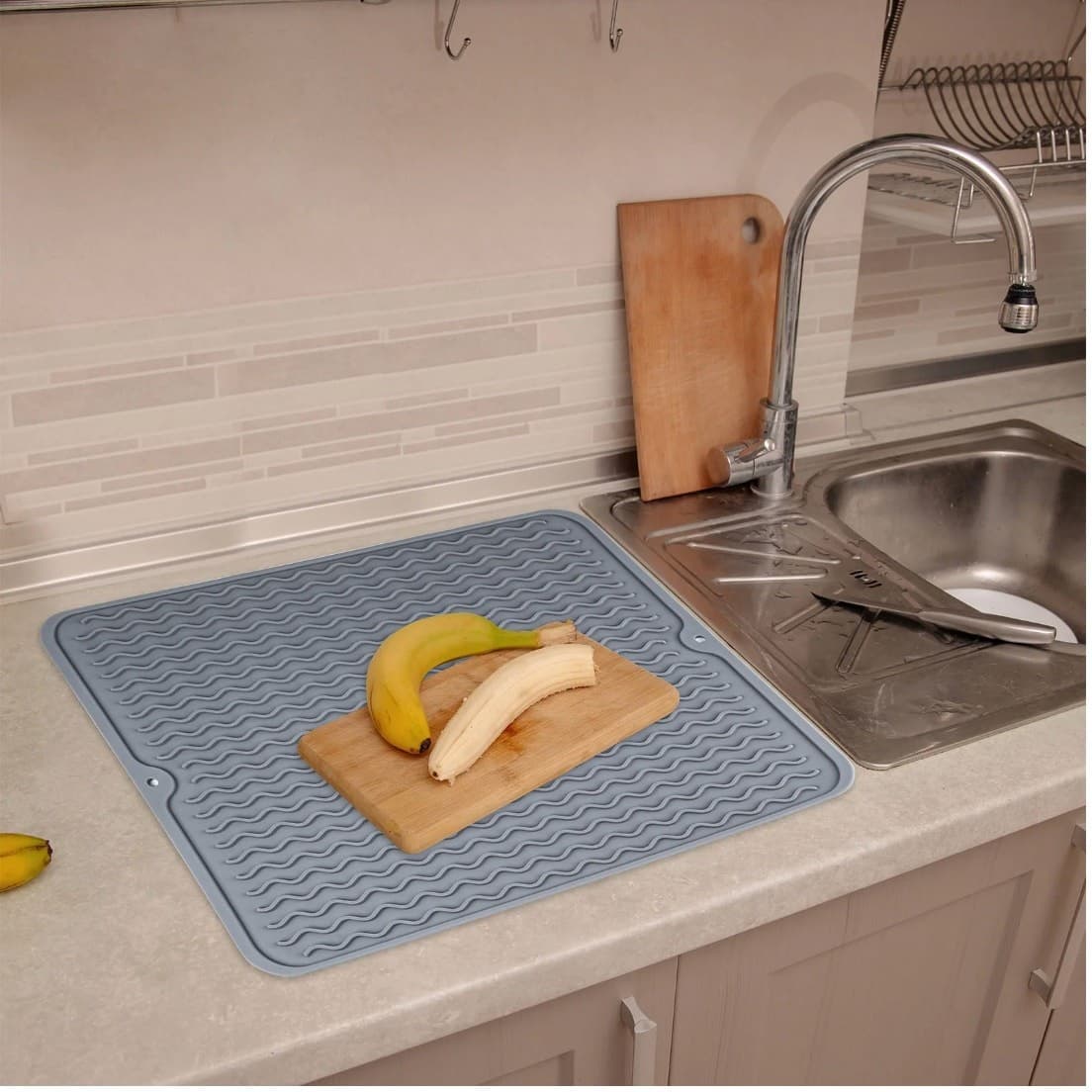 Silicone Dish Drying Mat Gray Heat Resistant Kitchen Counter Mat BPA Free - Thumbnail 3