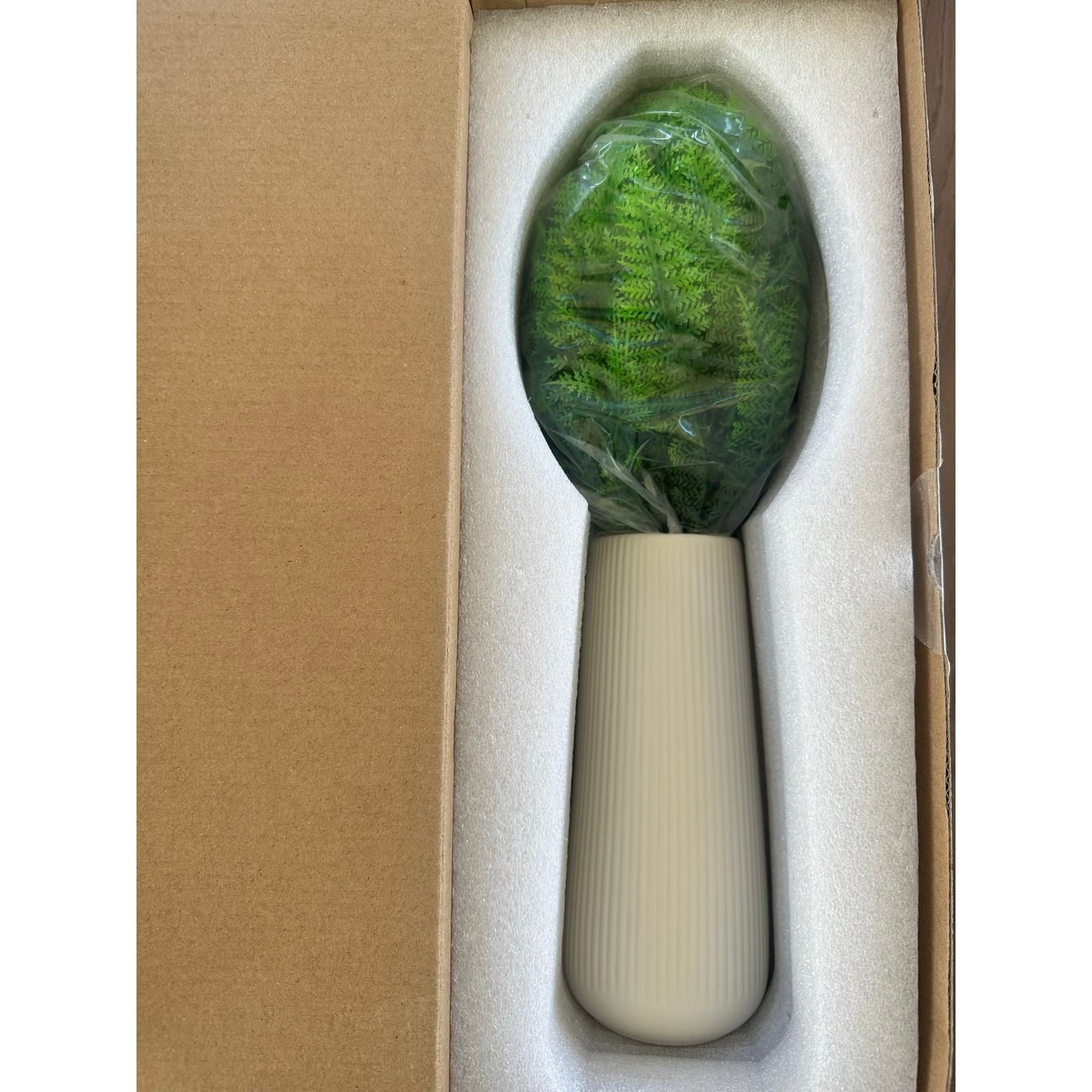 White Ceramic Vase w/ Artificial Fern Stems Set Modern Ribbed Home Decor - Thumbnail 8