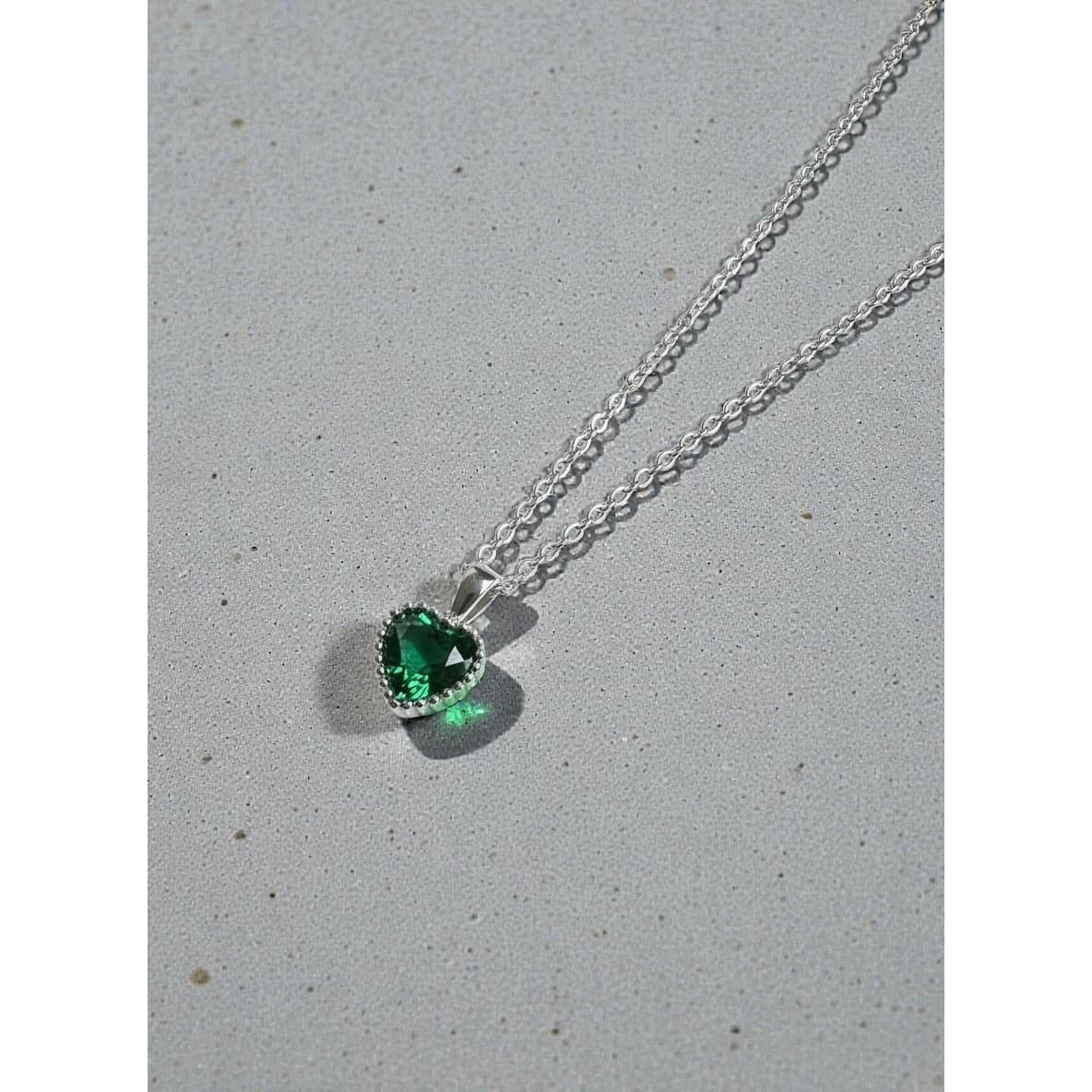 Elegant Green Heart Pendant Necklace – Silver Tone – Adjustable 16” + 2” - Thumbnail 2