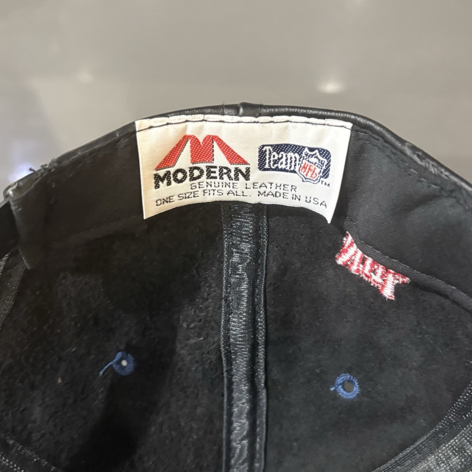 VINTAGE Dallas Cowboys Hat Cap Men Snapback Black Genuine Leather NFL 90s USA - Thumbnail 3