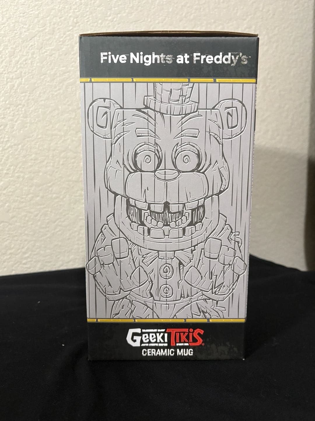 Geeki Tikis Five Nights at Freddy's Withered Freddy Ceramic Mug 18oz - Thumbnail 2