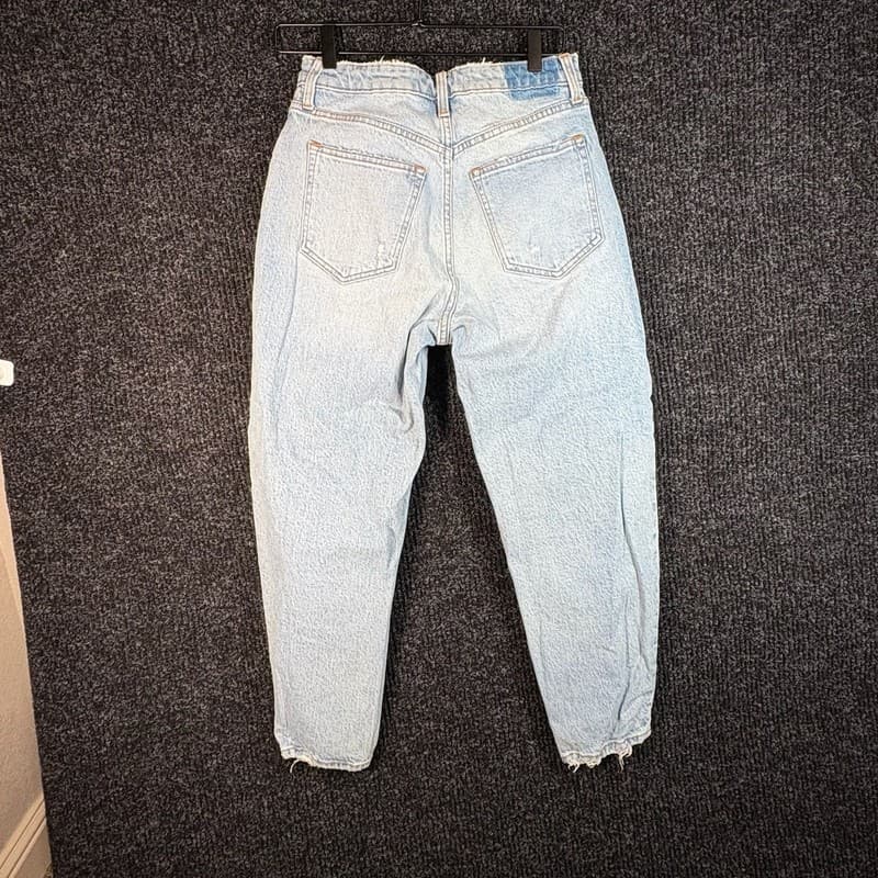 Abercrombie & Fitch The '80s Mom High Rise Curve Love Light Wash Denim Jeans - Thumbnail 8