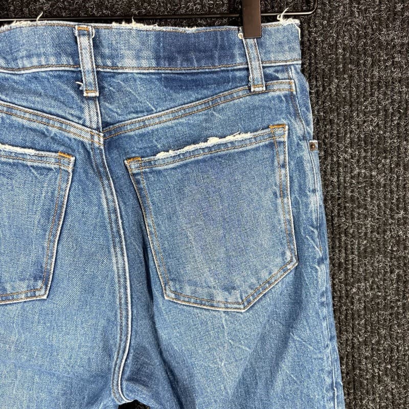 Abercrombie & Fitch Womens The '90s Straight Ultra High Rise Jeans - Thumbnail 9