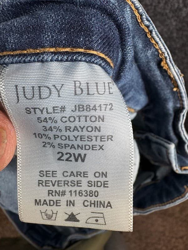 Judy Blue Los Angeles Light Washed Skinny Jeans - Thumbnail 3
