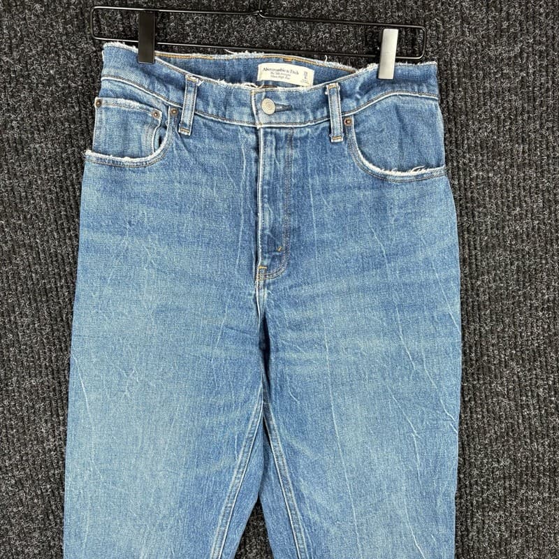 Abercrombie & Fitch Womens The '90s Straight Ultra High Rise Jeans - Thumbnail 2