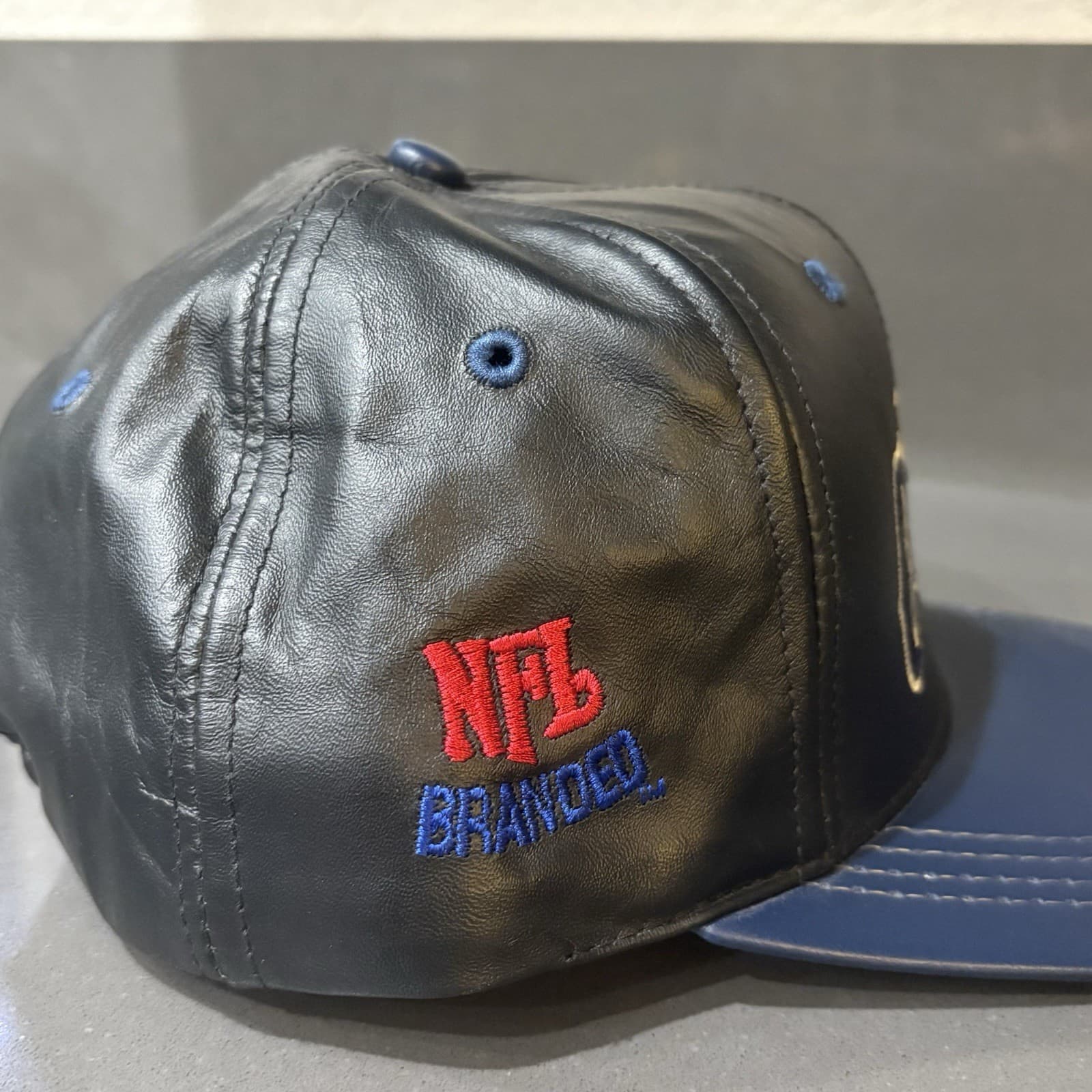 VINTAGE Dallas Cowboys Hat Cap Men Snapback Black Genuine Leather NFL 90s USA - Thumbnail 4