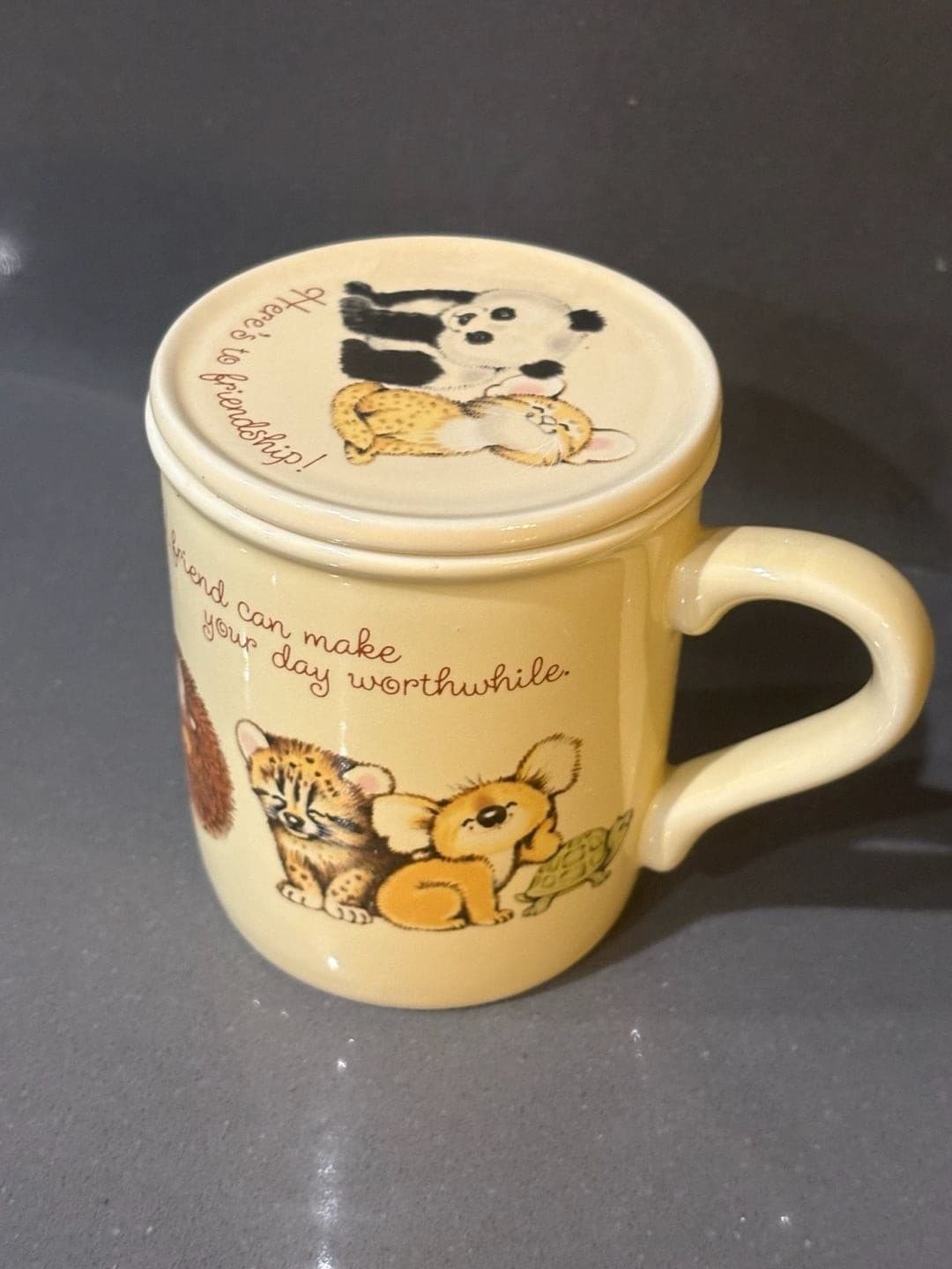 Vintage Hallmark Mug Mates Ceramic Mug with Lid Animal Illustration - Thumbnail 2