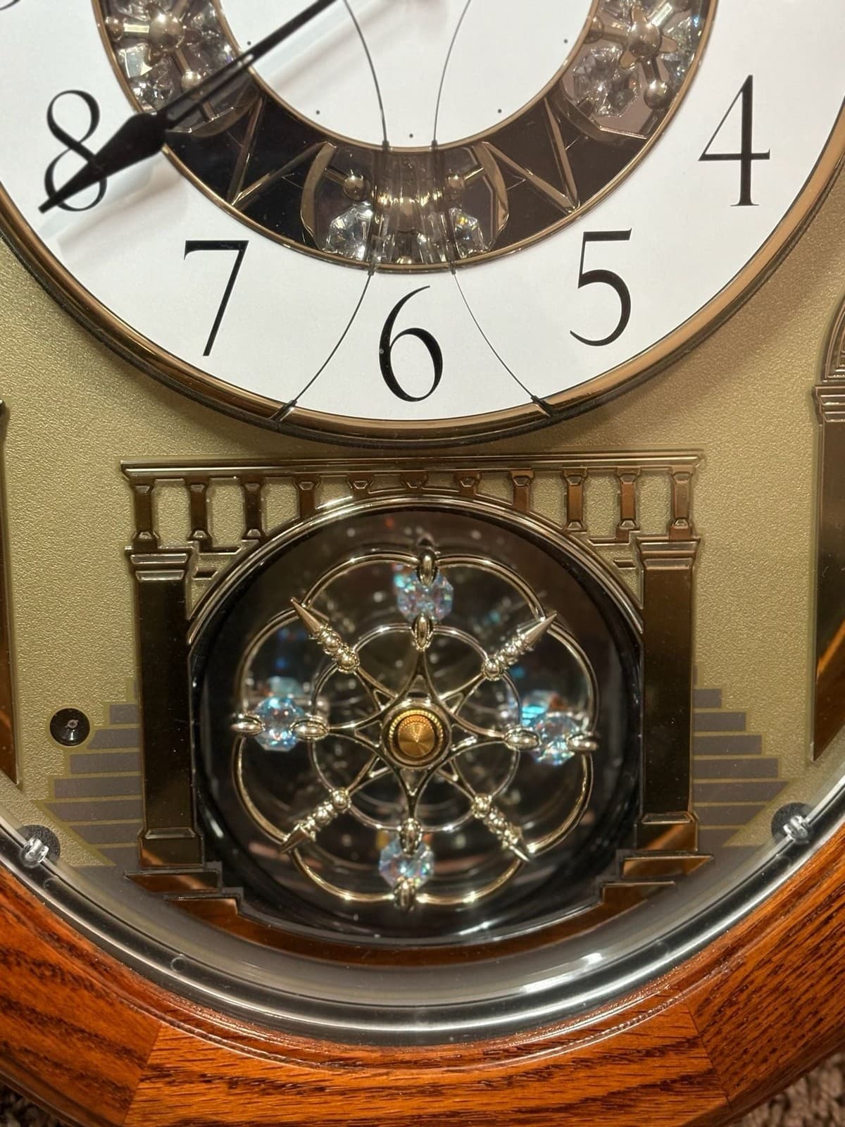 Small World Rhythm Musical Clock, Americana Christmas Hymns - Thumbnail 3