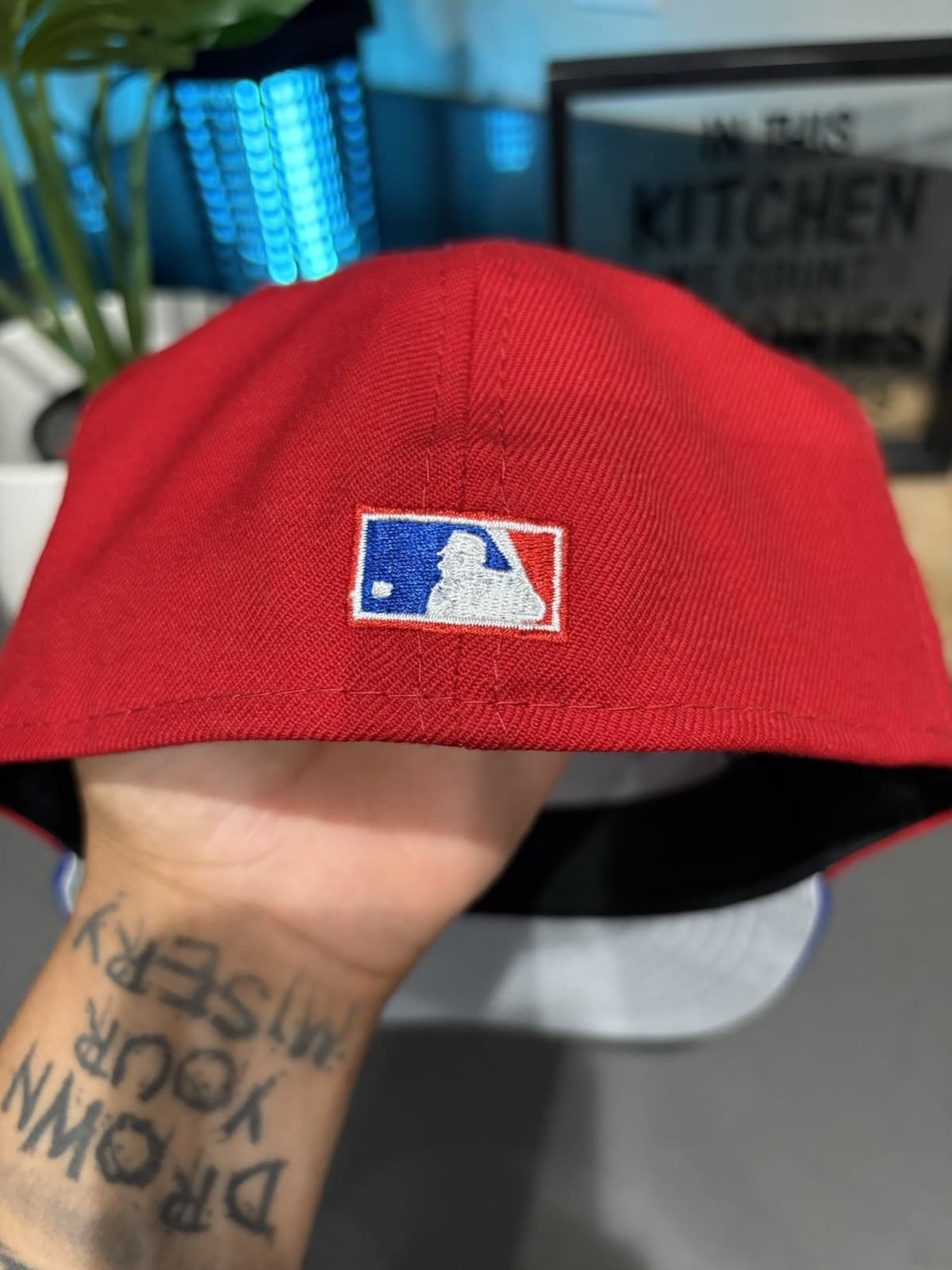 New Era Philadelphia Phillies 59FIFTY Blue Red Cap MLB Fitted Size 7 1/8 - Thumbnail 7