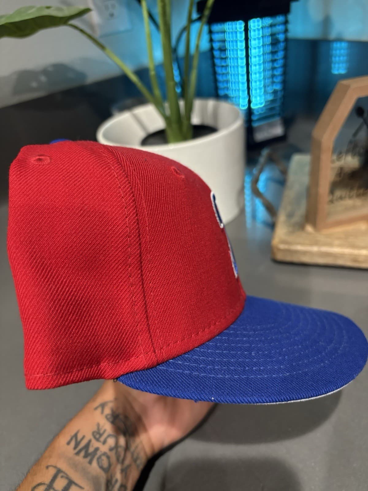 New Era Philadelphia Phillies 59FIFTY Blue Red Cap MLB Fitted Size 7 1/8 - Thumbnail 4