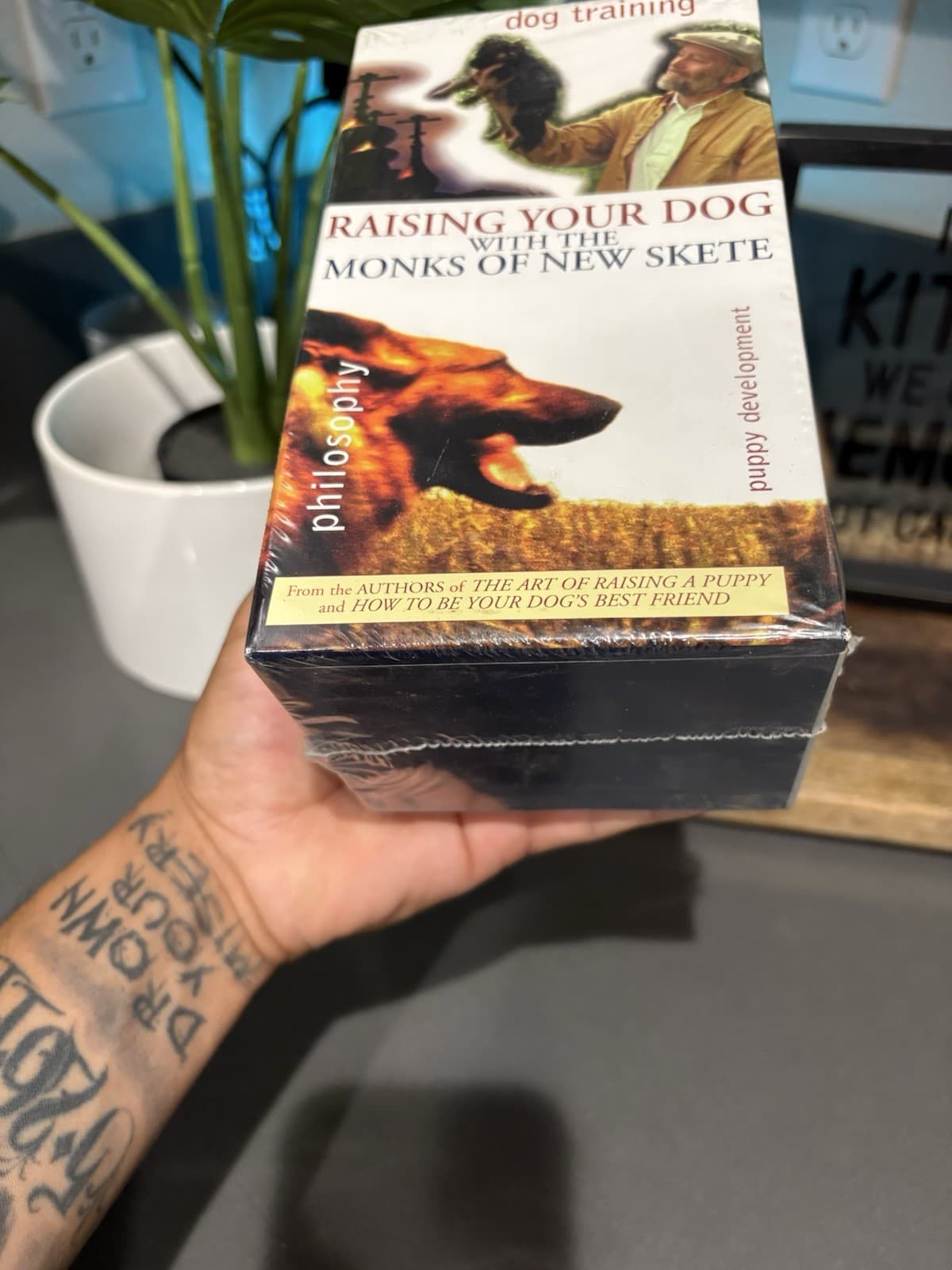Raising Your Dog With The Monks Of New Skete VHS Tapes Training For VCR - Thumbnail 2