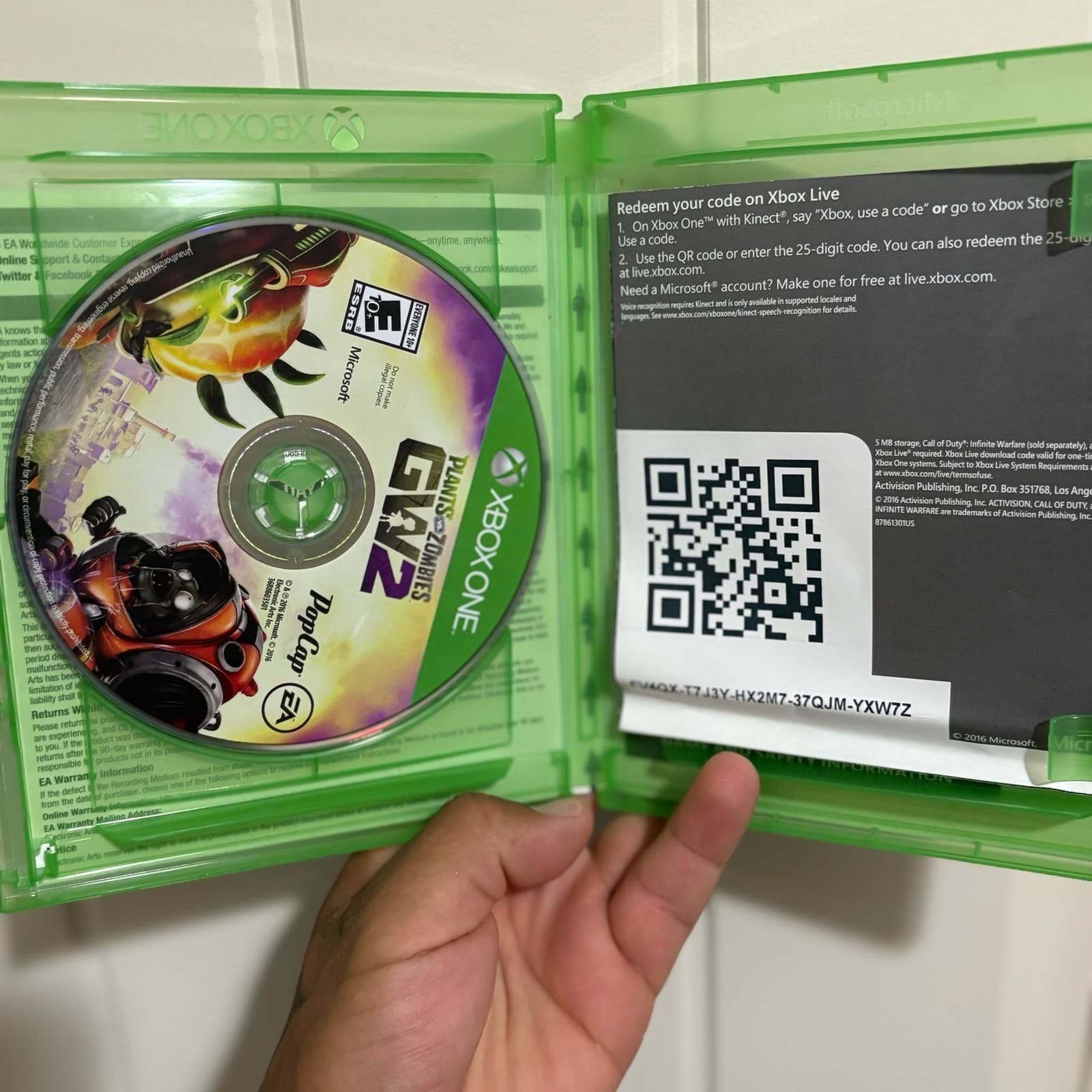 Plants vs. Zombies Garden Warfare 2 for Xbox One - Thumbnail 2