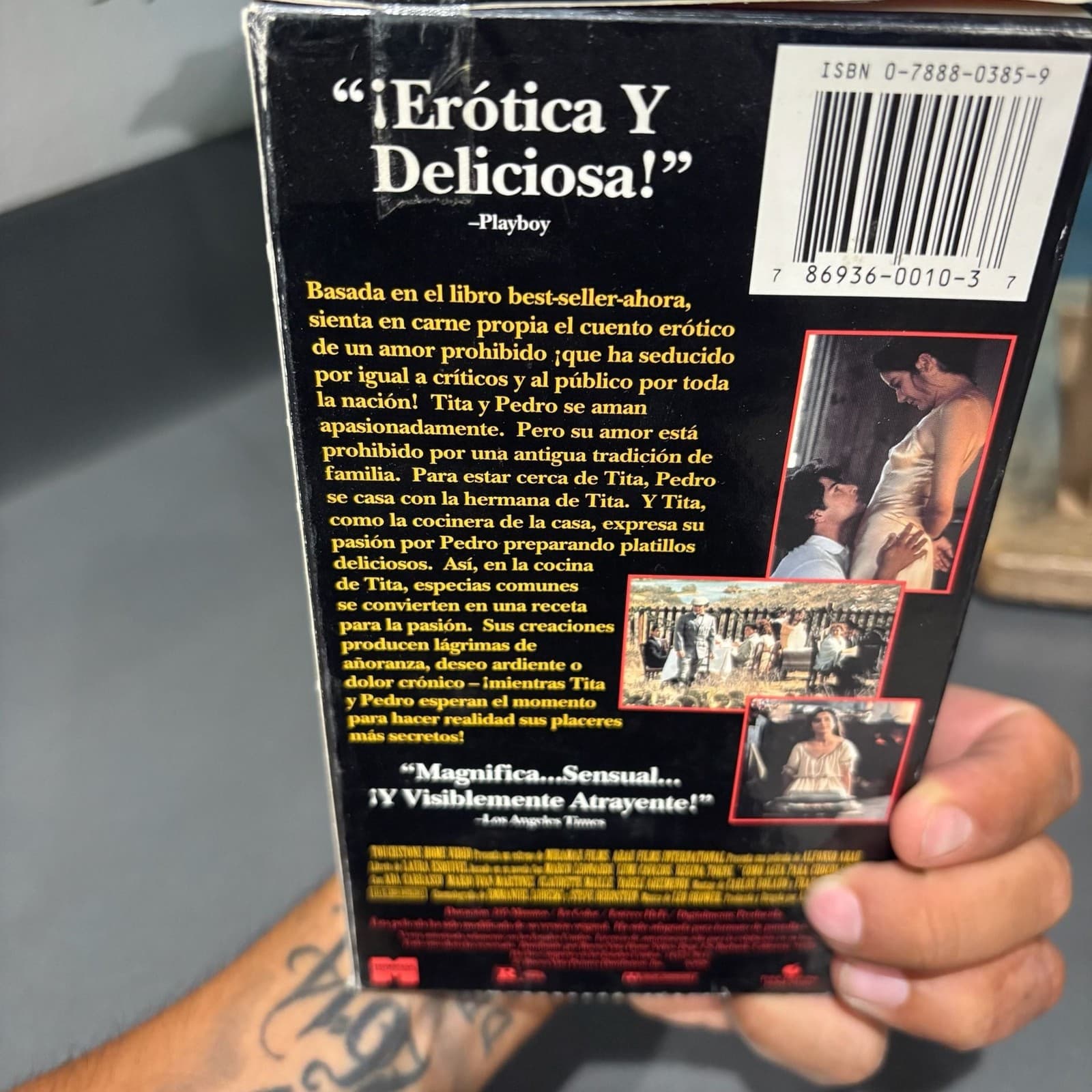 Como Agua Para Chocolate/Like Water for Chocolate Spanish Language VHS - Thumbnail 3
