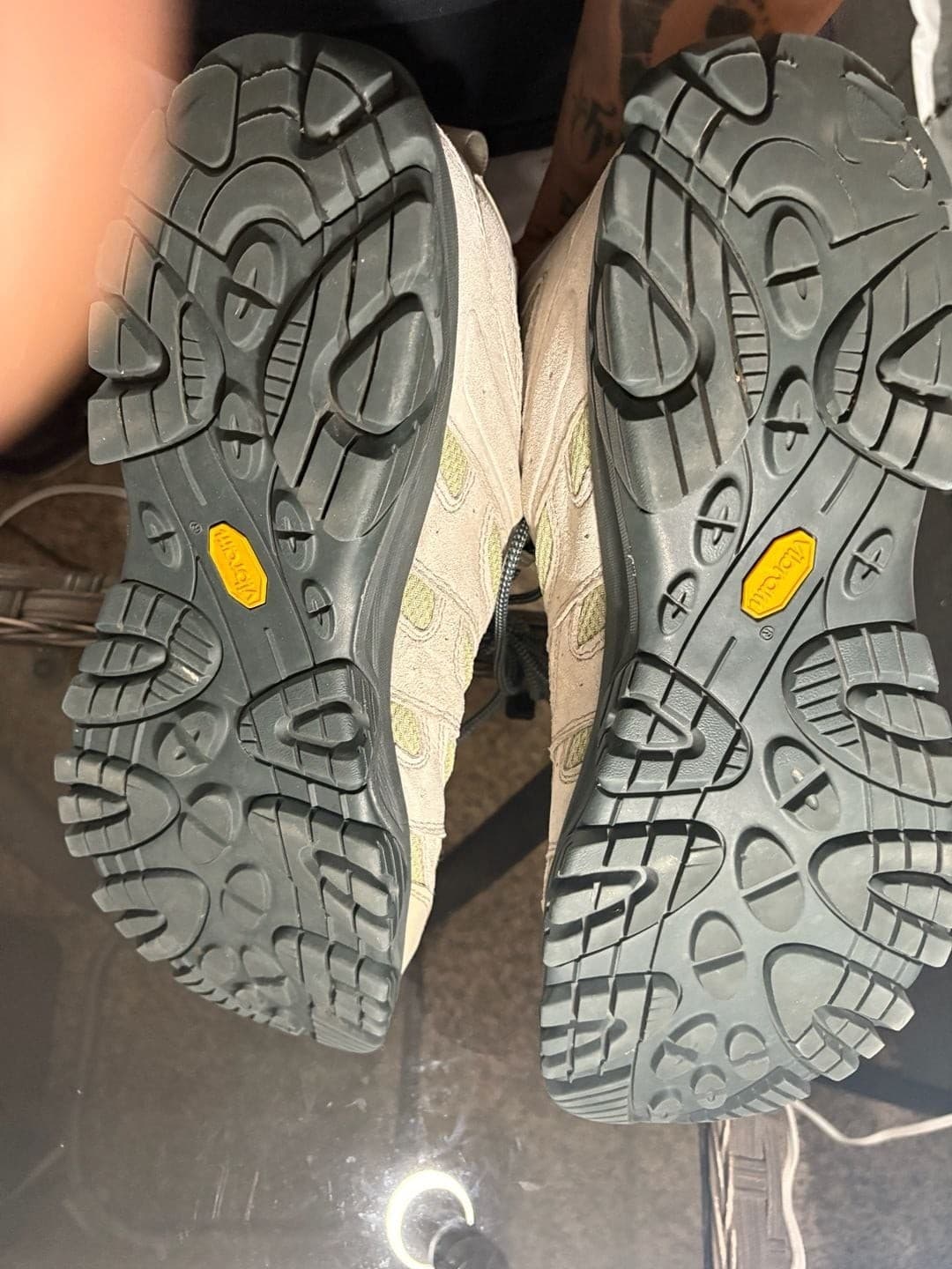 Merrell Mens Moab 3 Mid Gore-Tex Waterproof Hiking Boots - Thumbnail 12