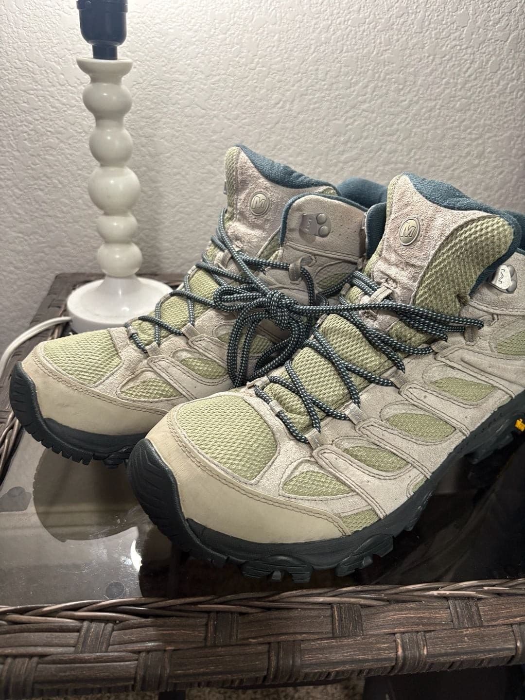 Merrell Mens Moab 3 Mid Gore-Tex Waterproof Hiking Boots