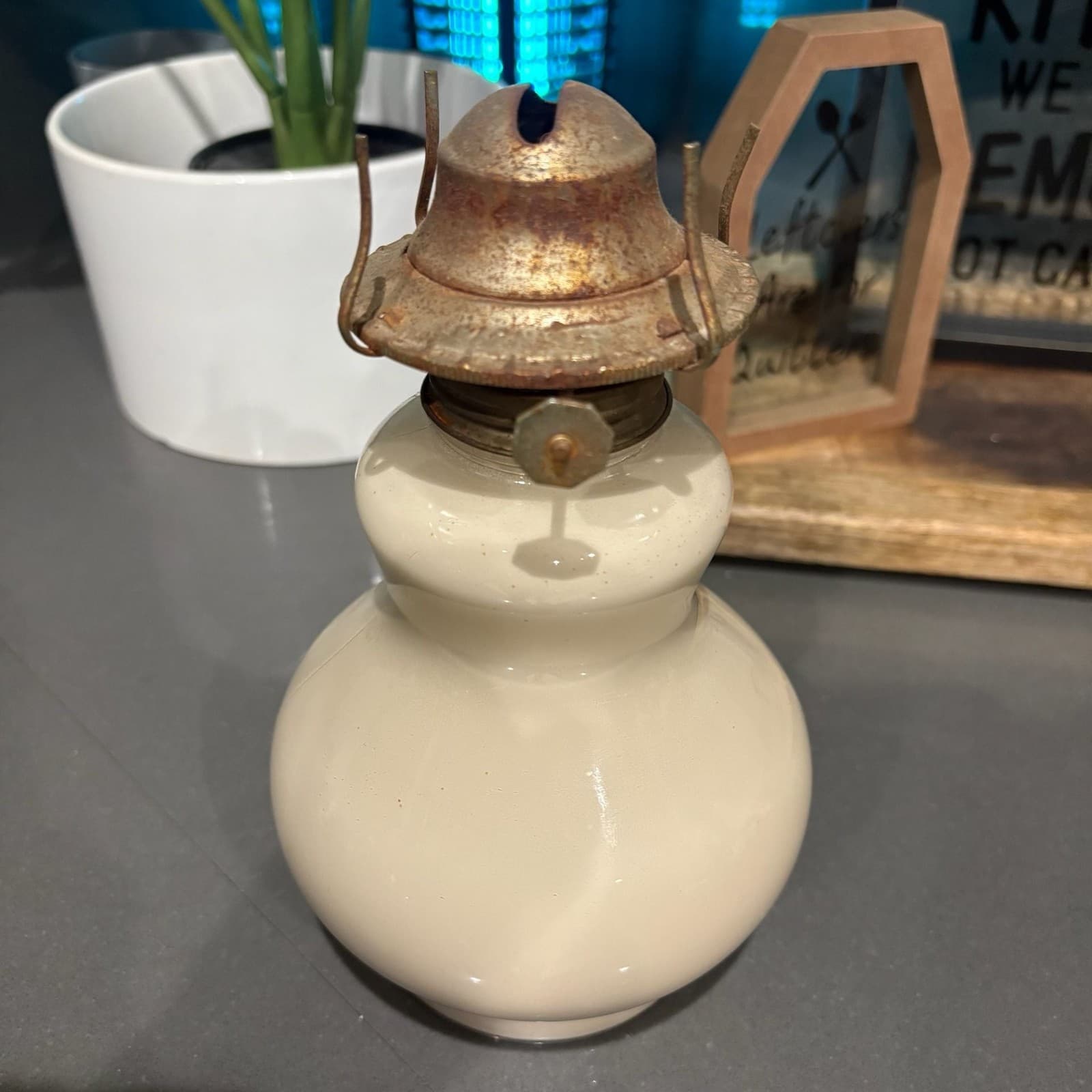 Vintage 1980 Kaadan Ltd. Glass Oil Lamp Base with Floral Design - Thumbnail 3