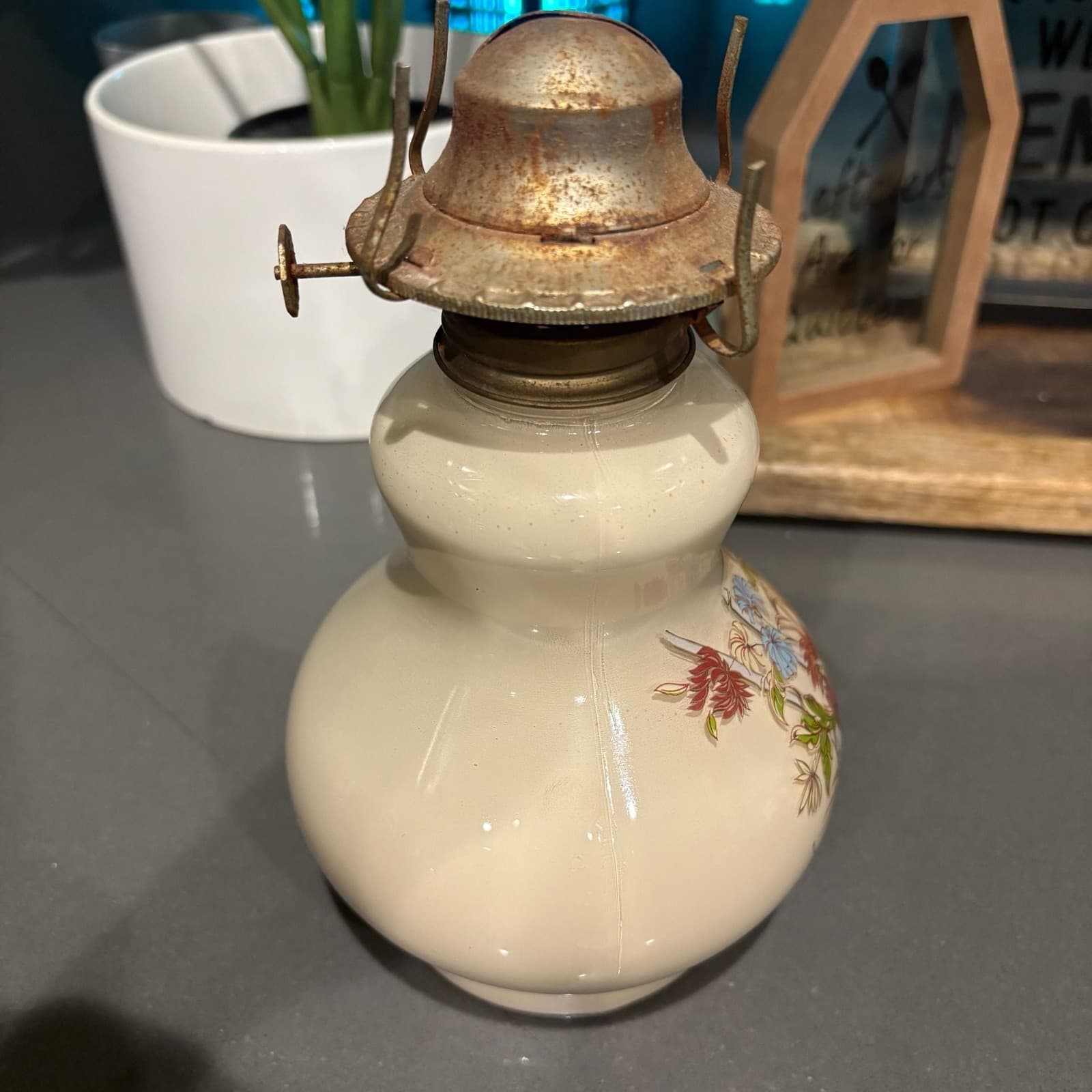Vintage 1980 Kaadan Ltd. Glass Oil Lamp Base with Floral Design - Thumbnail 4