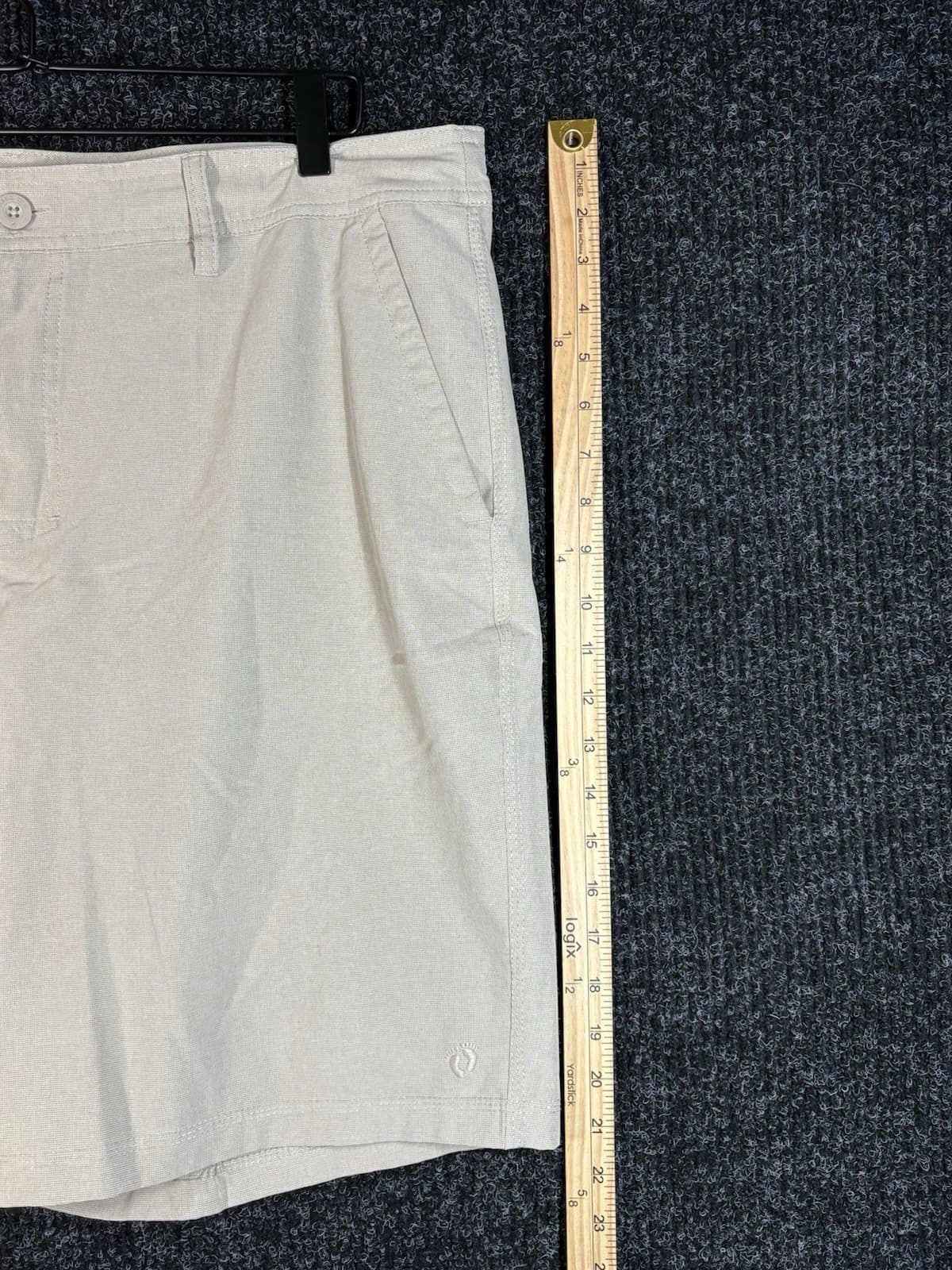 Hang Ten Men's Flat Front Beige Performance Shorts Size 40 - Thumbnail 7