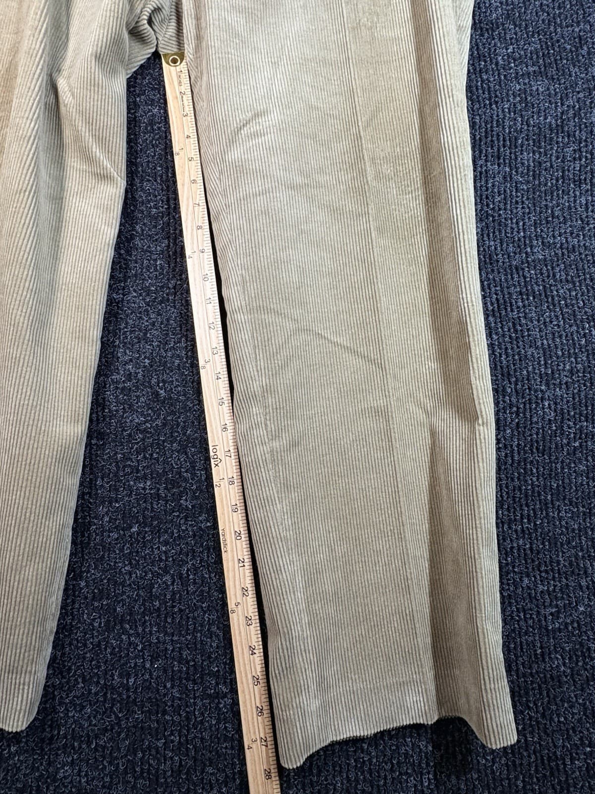 Eddie Bauer Men's Corduroy Pants Vintage Wide Wale, Size 42s Brown, High Rise - Thumbnail 8