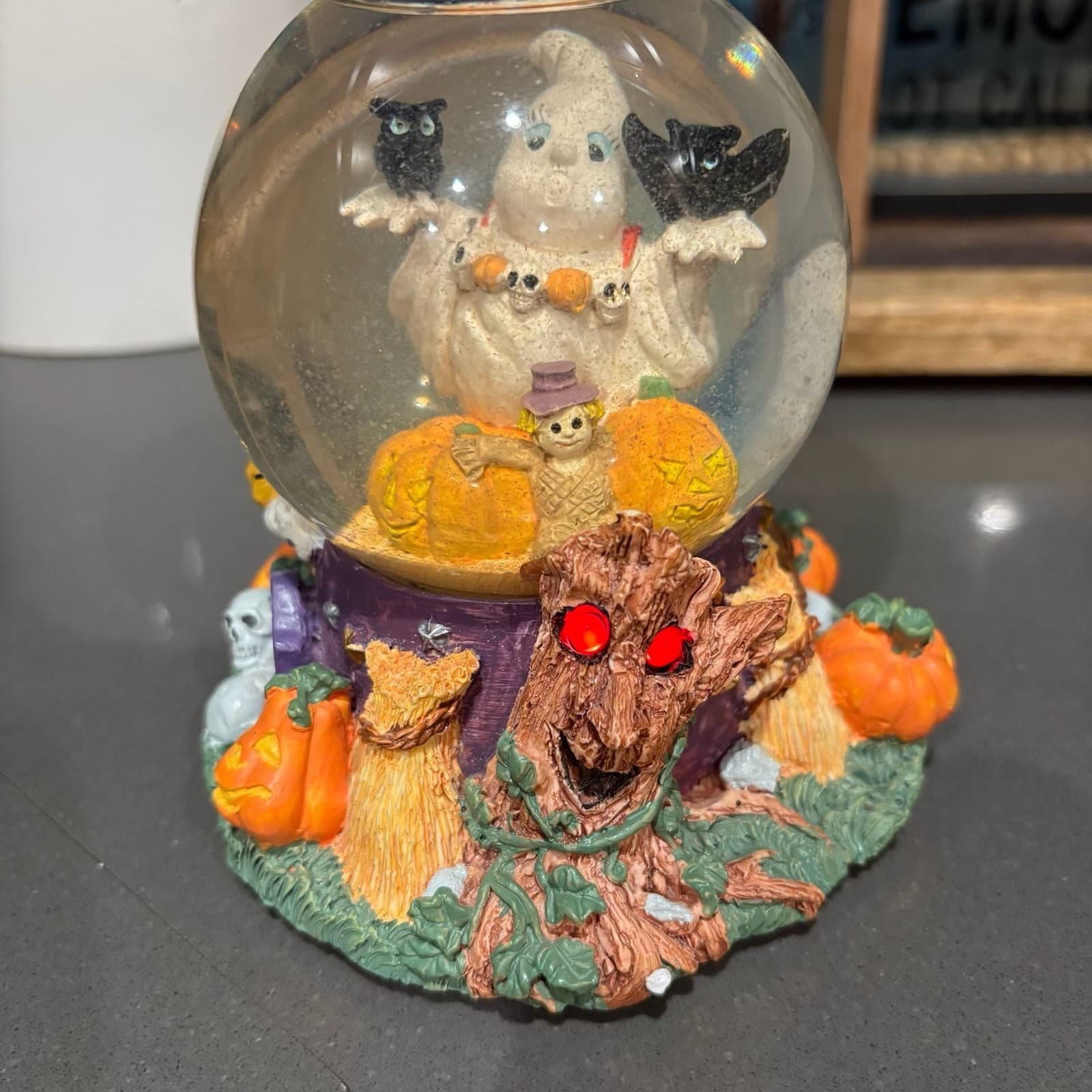 Vintage Halloween Ghost Snow Globe with - Thumbnail 6