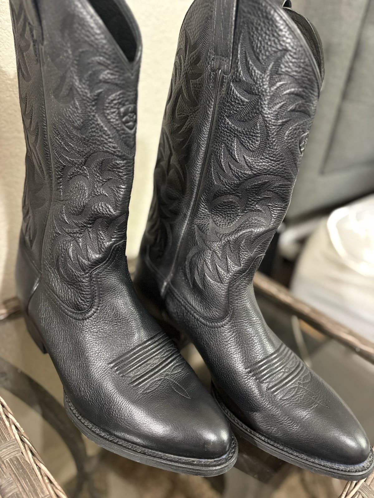 Ariat Heritage R-Toe Western Cowboy Boots - Thumbnail 2