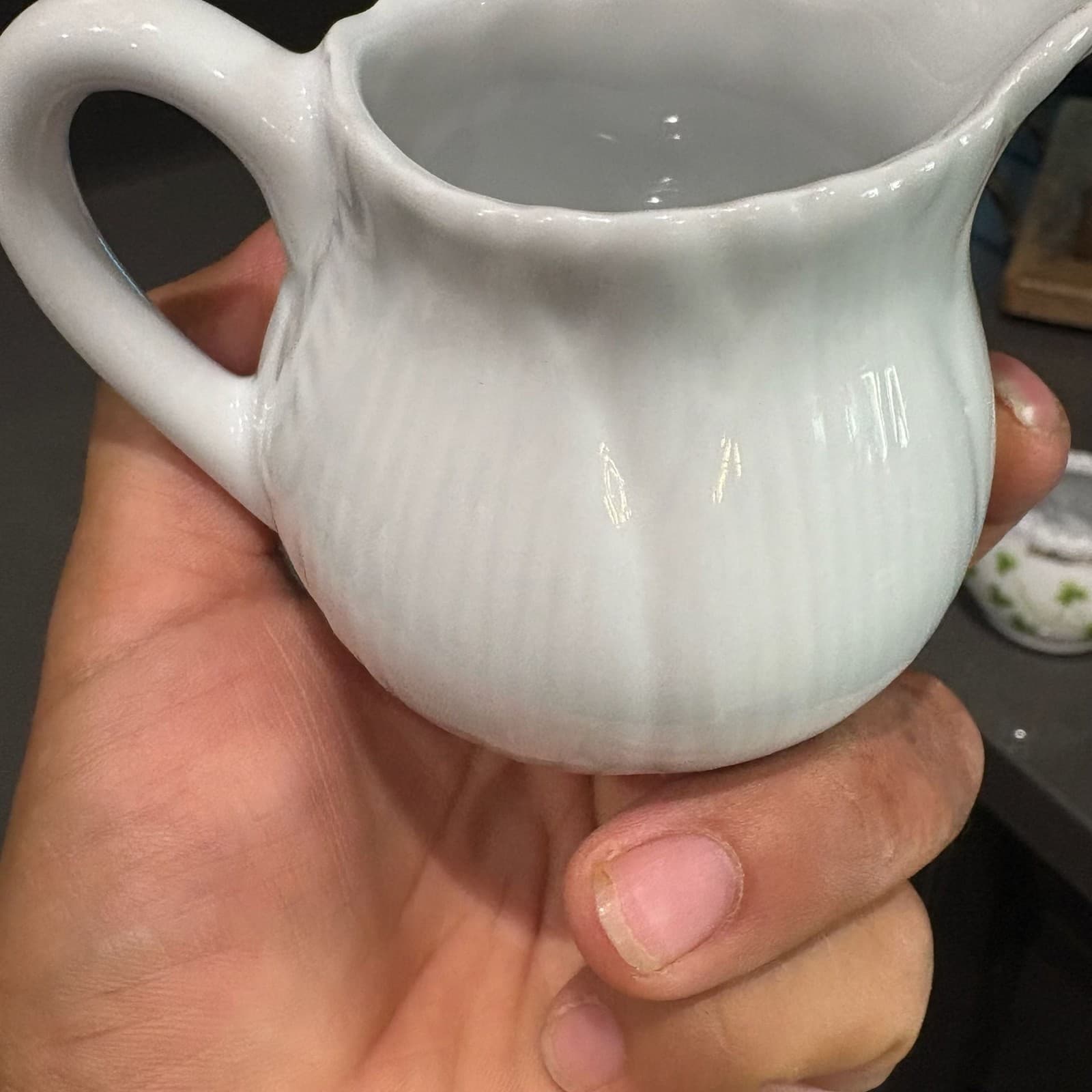 Vintage Ireland Shamrock Pattern Porcelain Creamer and Sugar Bowl Set - Thumbnail 7