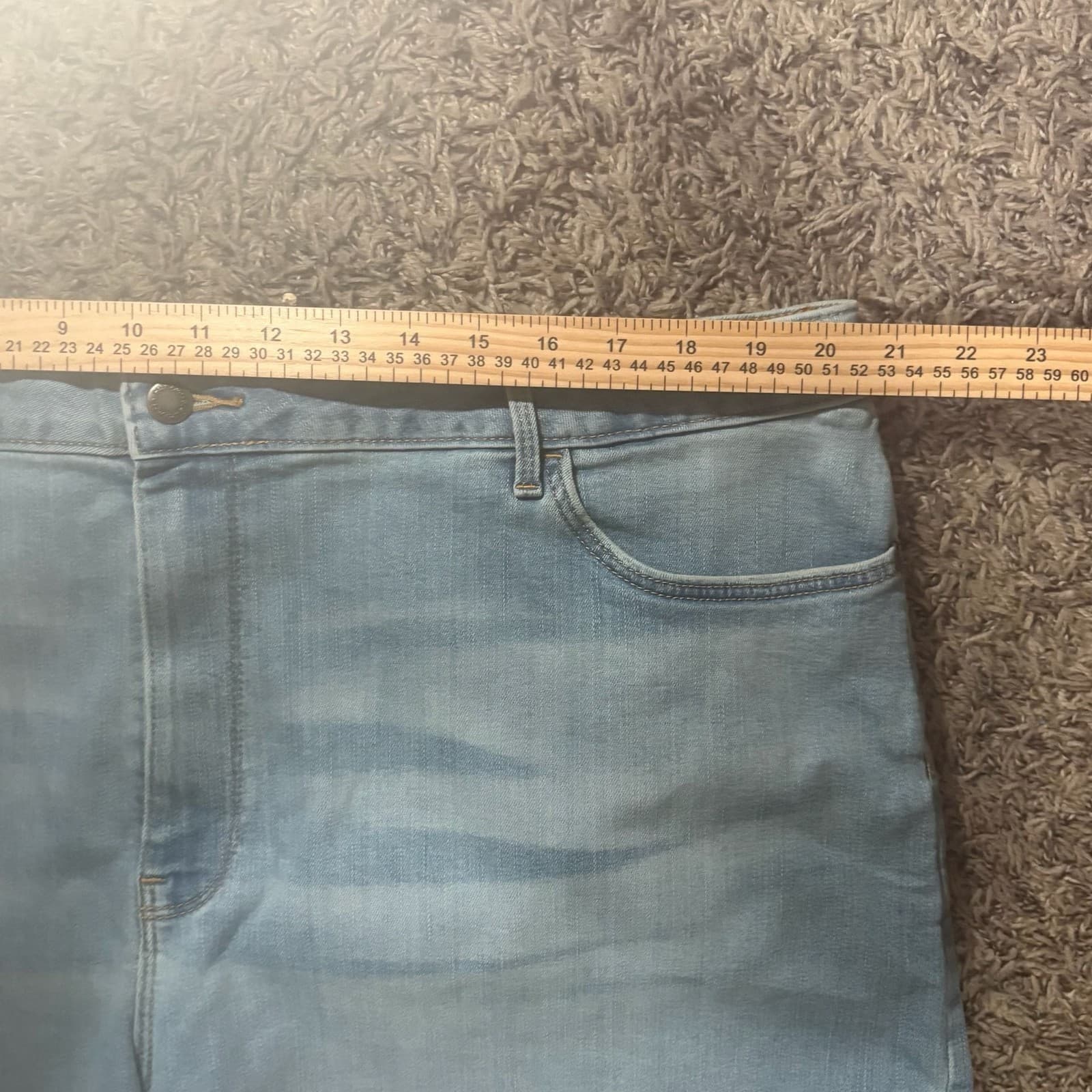 Wrangler 4" Rolled Denim Shorts Size 24W - Thumbnail 9