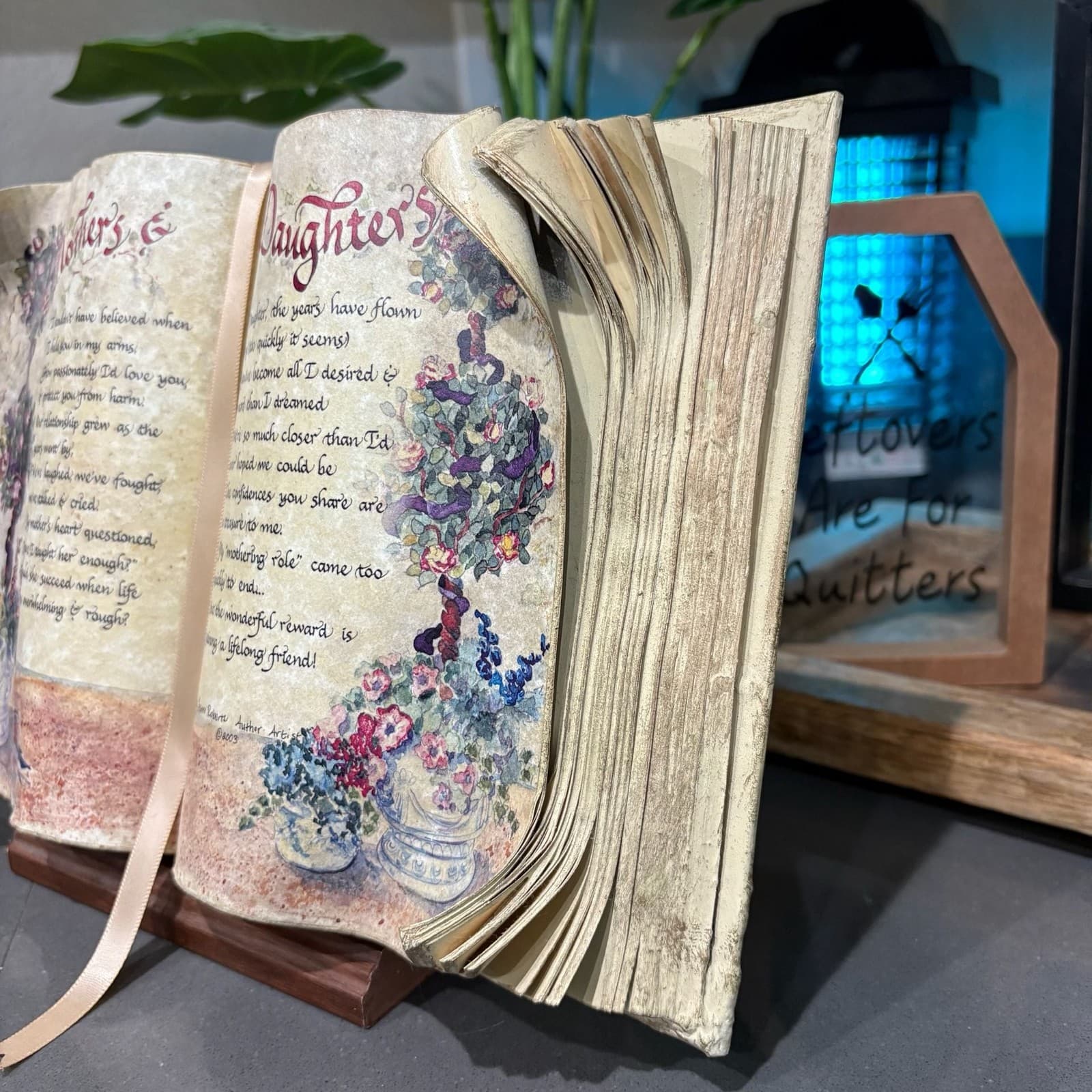 Audrey Jeanne Roberts Books of Love Mother & Daughter Poem Sculpture - Thumbnail 5
