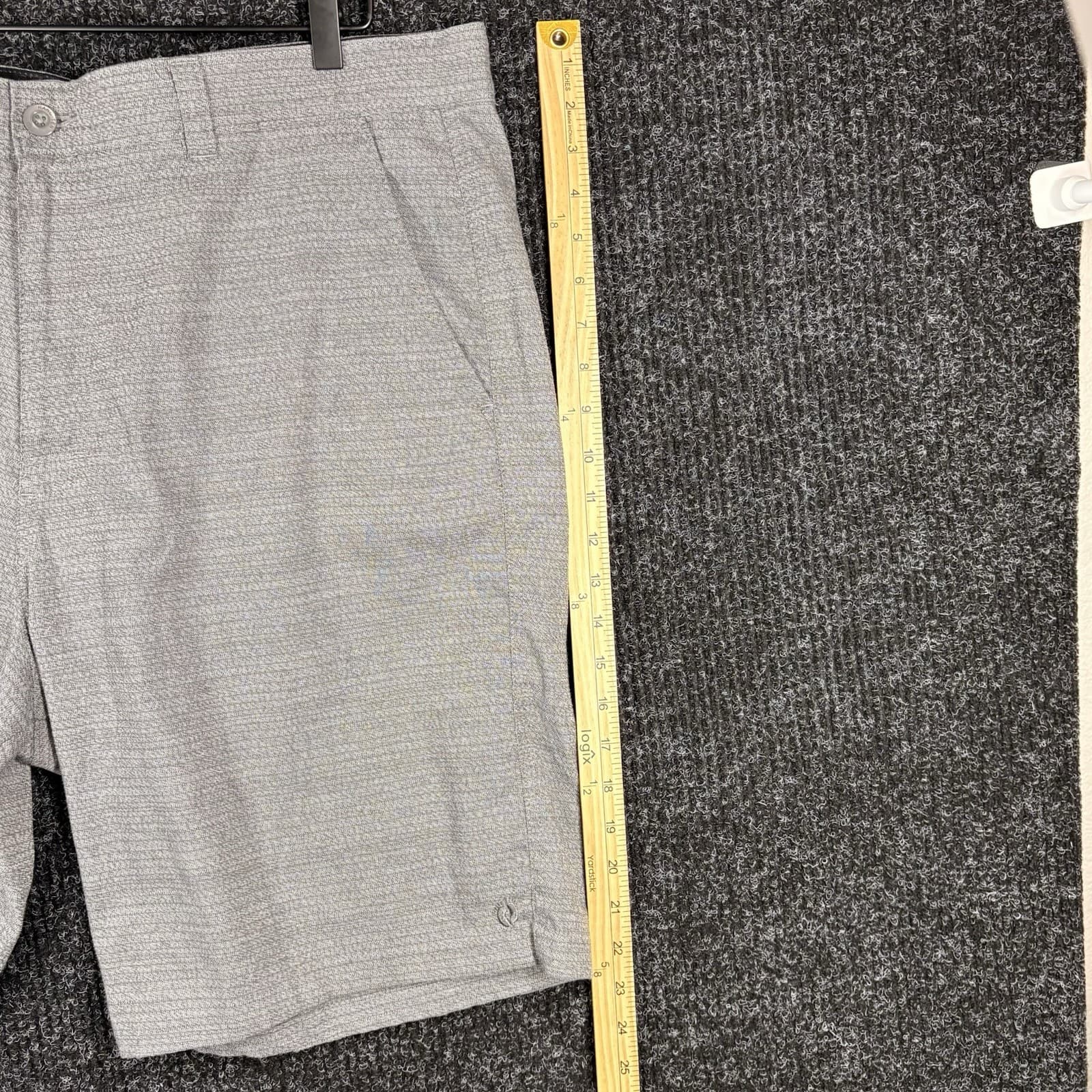 Hang Ten Men's Hybrid Heathered Flat Front Shorts Size 40 Gray - Thumbnail 10
