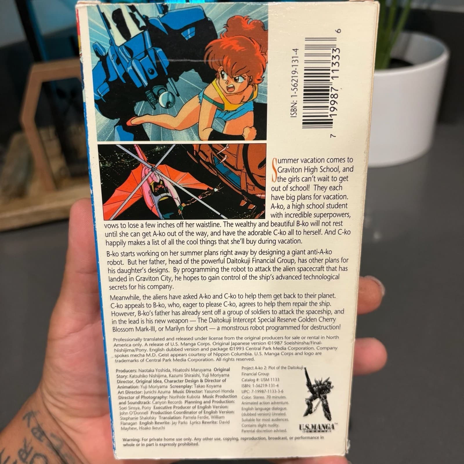Project A-Ko 2: Plot of the Daitokuji Financial Group VHS (U.S. Manga Corps) - Thumbnail 3