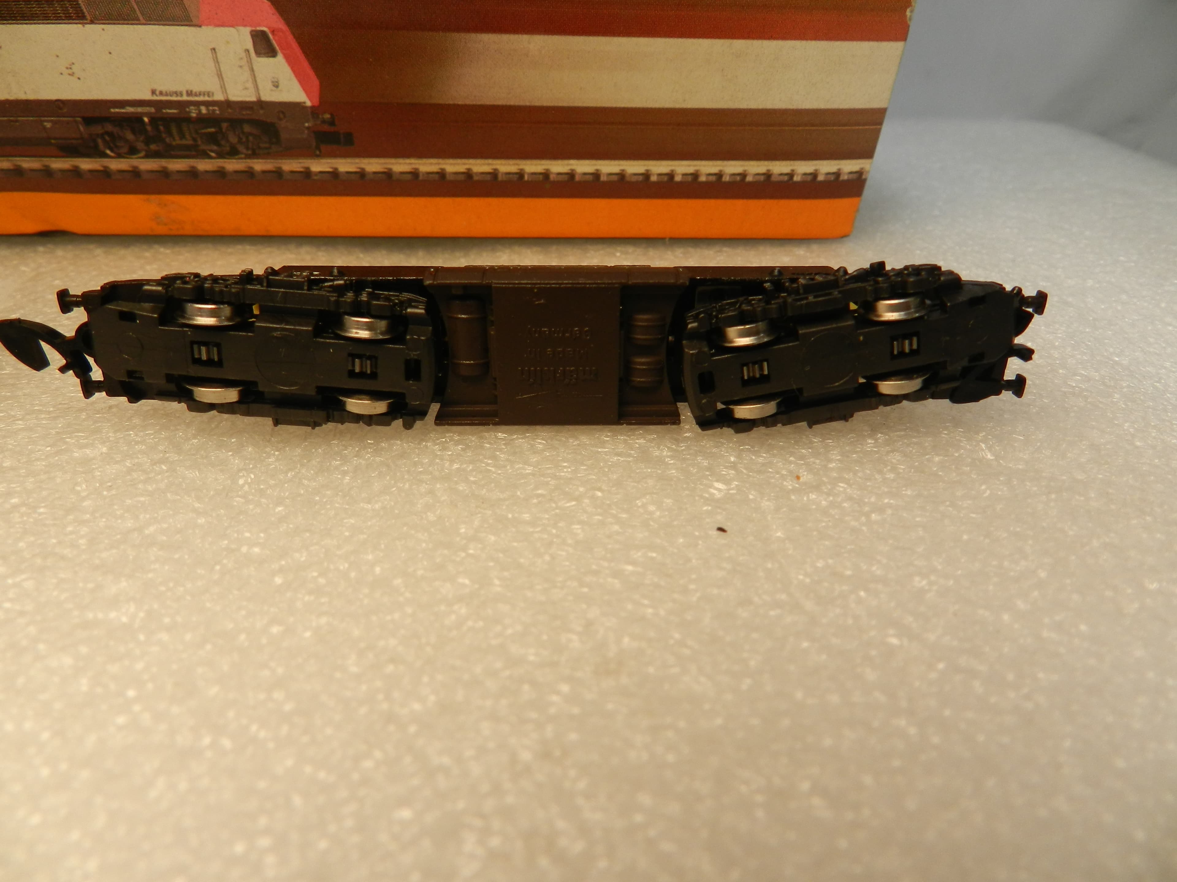 Vintage Z Scale Marklin Mini-Club 8837 Euro Sprinter Eletric Locomotive (P53K) - Thumbnail 7