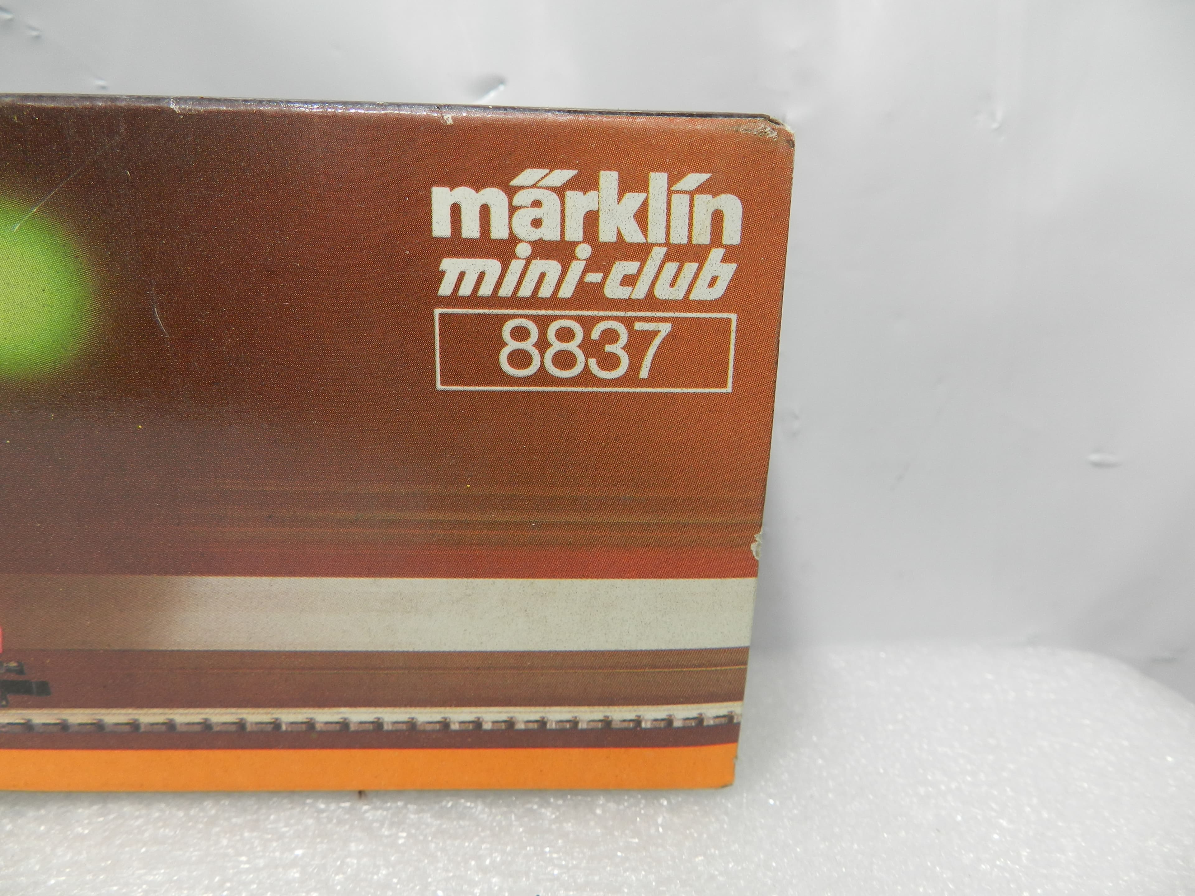 Vintage Z Scale Marklin Mini-Club 8837 Euro Sprinter Eletric Locomotive (P53K) - Thumbnail 3