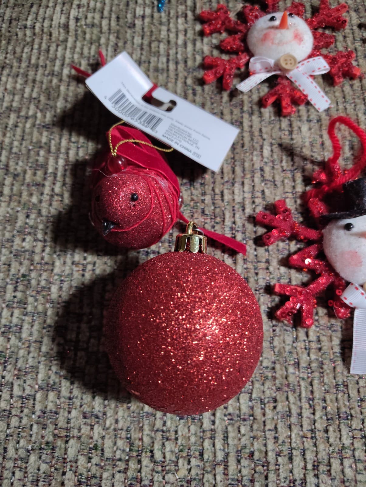 Lot of 12 Miscellaneous Christmas Holiday Themed Decor Items Mixed Media & Style - Thumbnail 2