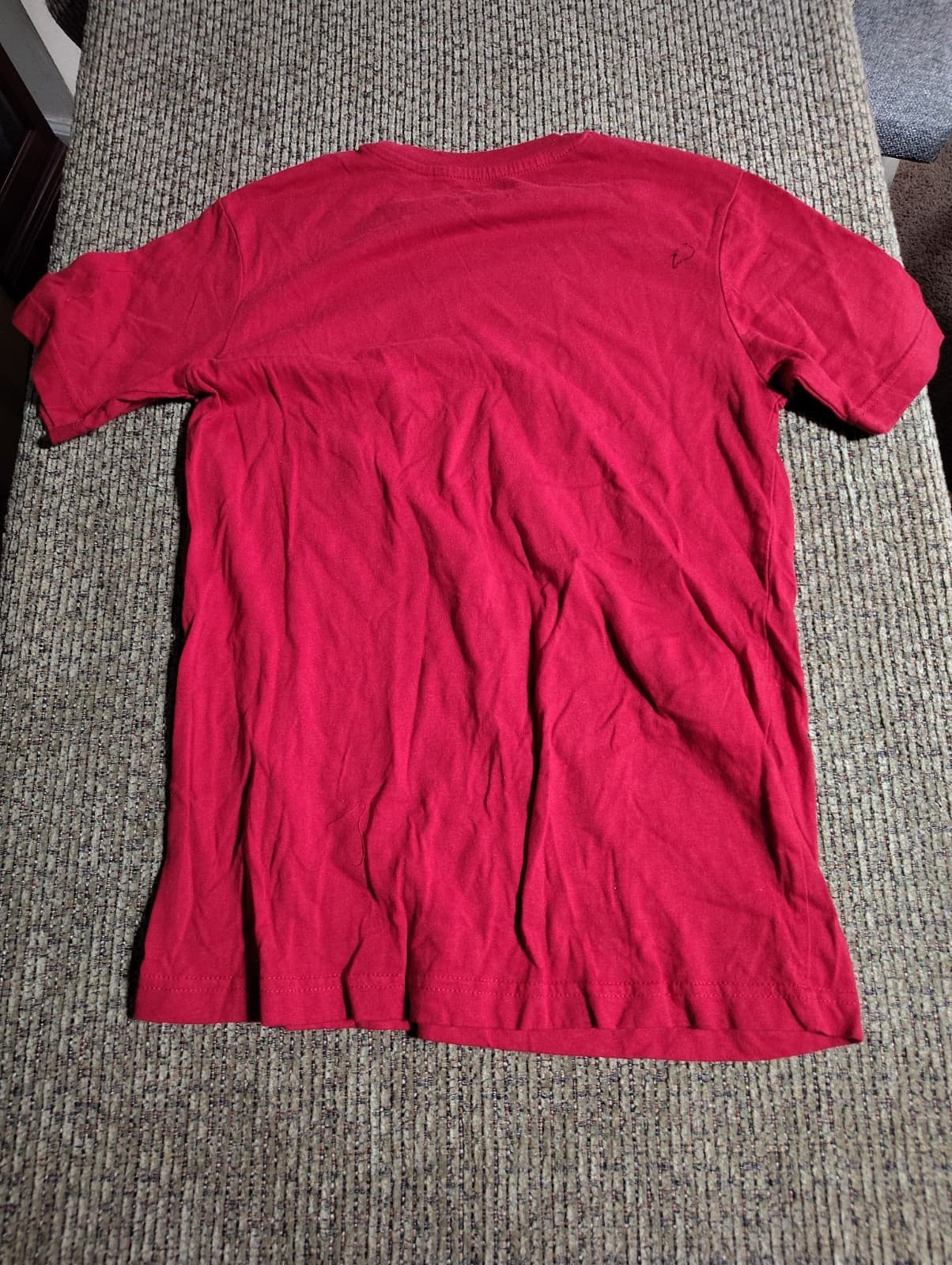 VNTG Eastbay Shirt Men's Medium Red Dynamic Graphic Stylized "D" - Thumbnail 8