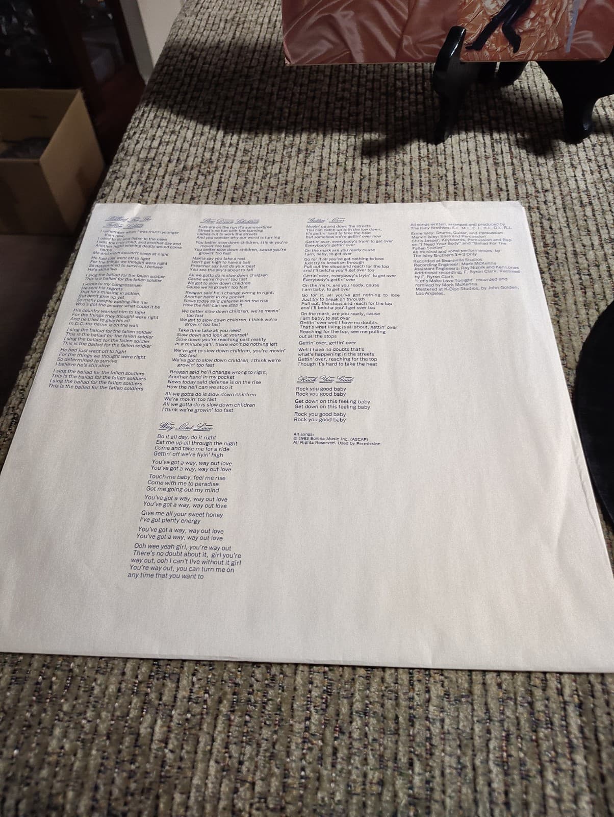 The Isley Brothers "Between The Sheets" NEAR MINT Vinyl LP 33 RPM First Pressing - Thumbnail 7